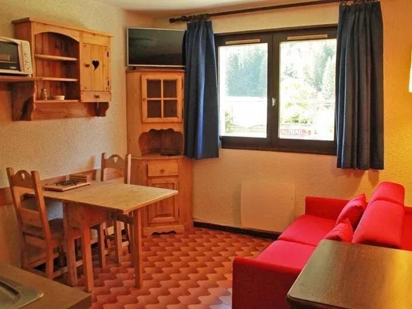 Studio, Chatel, Fonctionnel Pour 2 Personnes