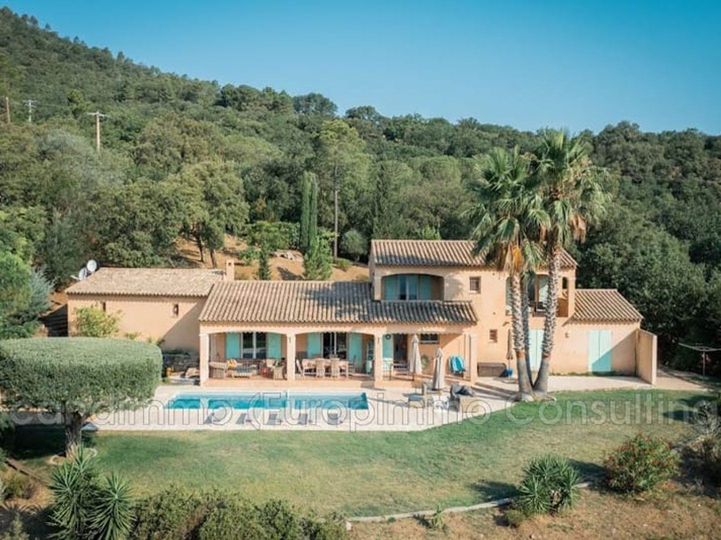 Maison à vendre - 5 pièces - 215m2 - Grimaud (83310)