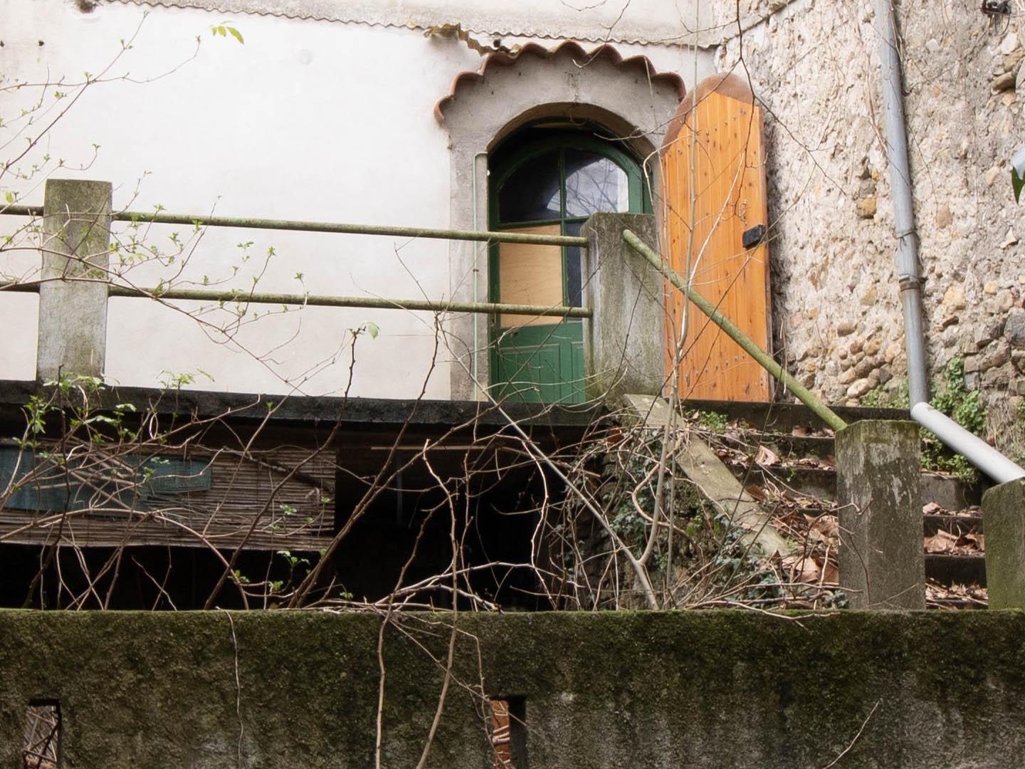 Maison à vendre - 7 pièces - 126m2 - Lézan (30350)