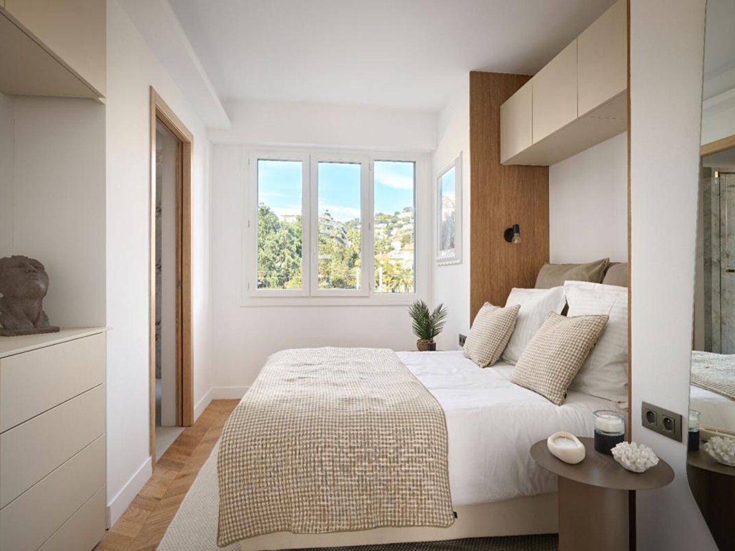 Appartement à vendre - 4 pièces - 101m2 - Cannes (06400)