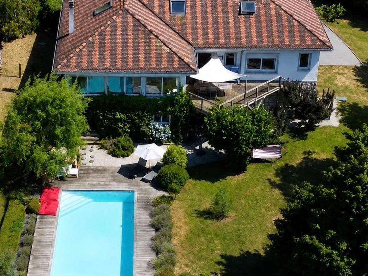 Maison à vendre - 7 pièces - 380m2 - Collonges-Sous-Sa... (74160)