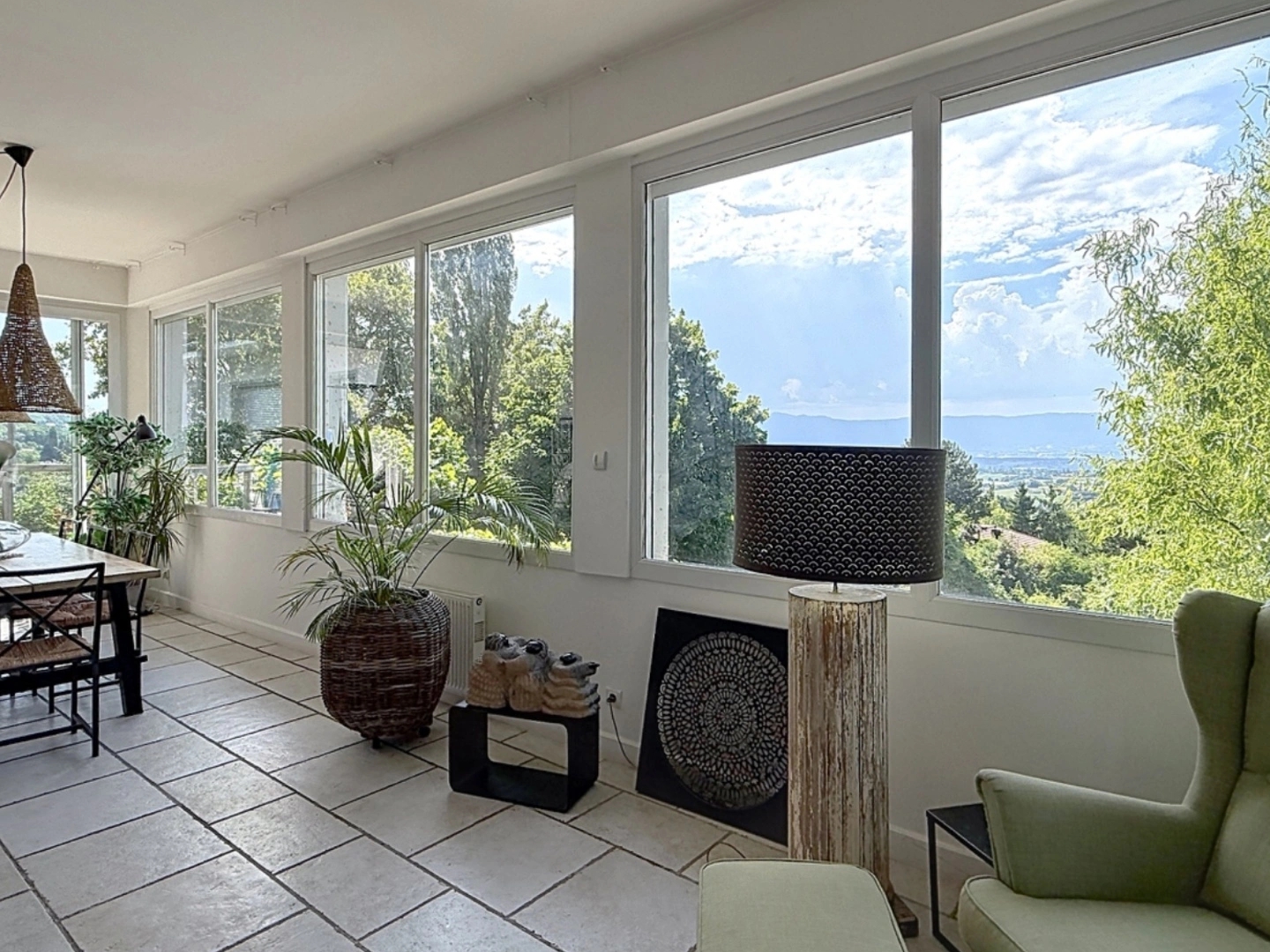 Maison à vendre - 7 pièces - 380m2 - Collonges-Sous-Sa... (74160)
