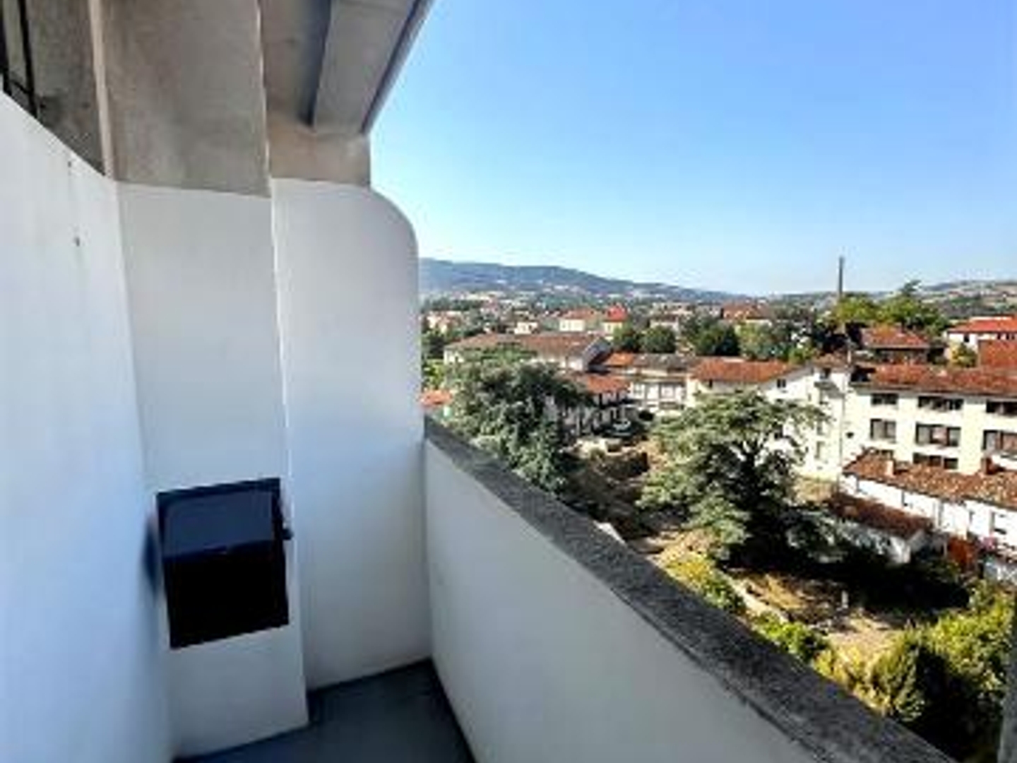 Appartement à vendre - 6 pièces - 105m2 - Saint-Chamond (42400)