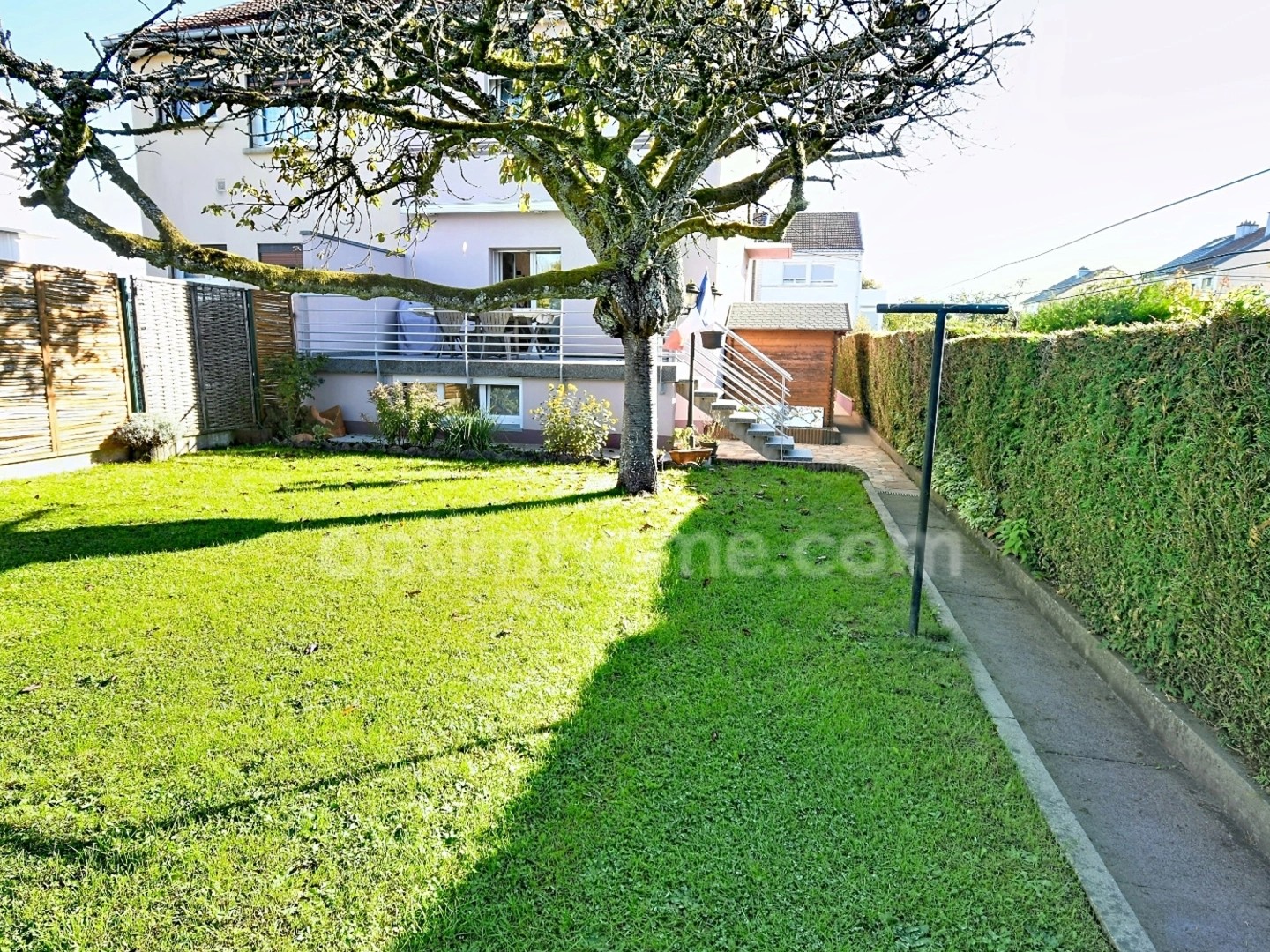 MAISON MEXY 94M2, 3 CHAMBRES, 2 SALLES DE BAIN, DRESSING OU BUREAU, GARAGE, JARDIN