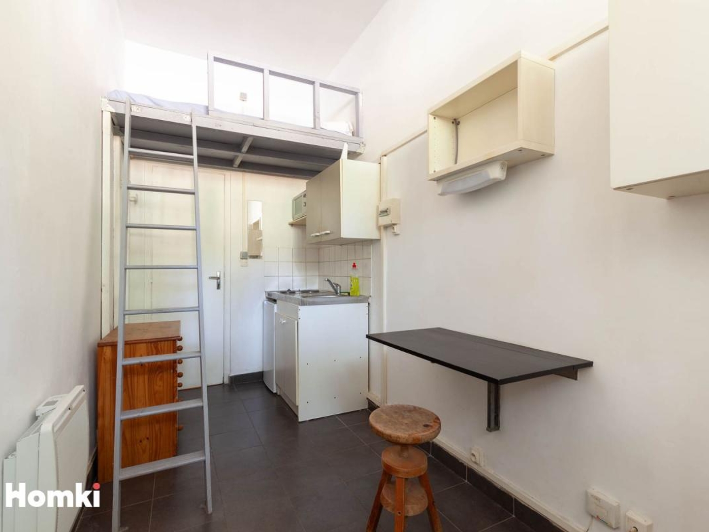 Appartement T1 de 9 m2 à Marseille 13008, Avenue du Prado