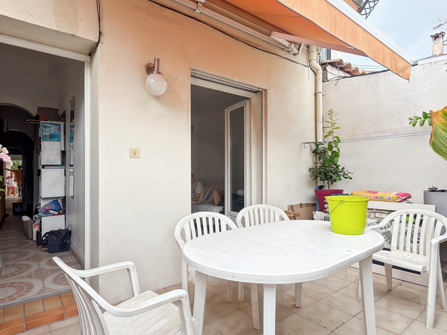 Carnon-Plage - Avenue Grassion Cibrand - 2€ ligne mer