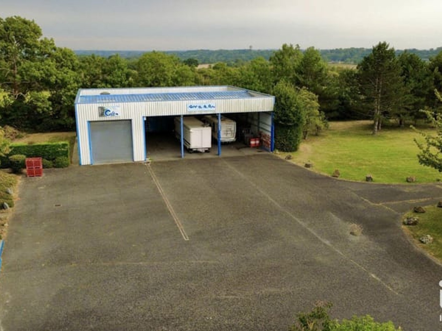 Immeuble à vendre - 880m2 - Montmartin-Sur-Mer (50590)