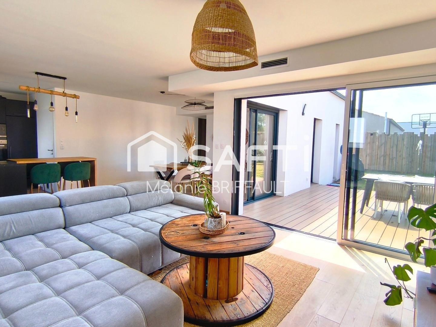 Maison à vendre - 4 pièces - 105m2 - Talmont-Saint-Hil... (85440)