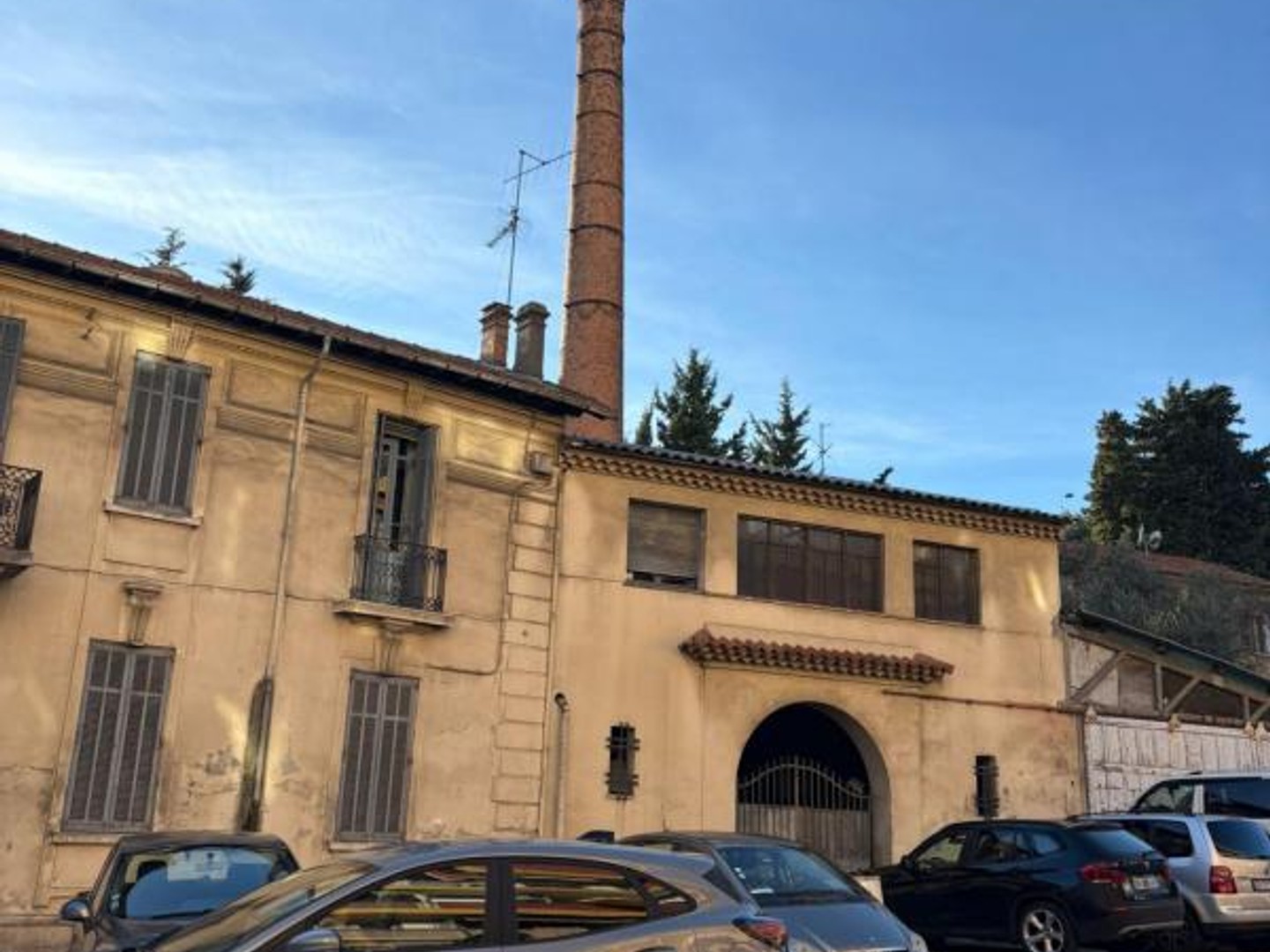 Vente - Ancienne Usine d'aromatiques, Vallauris (Centre-ville)