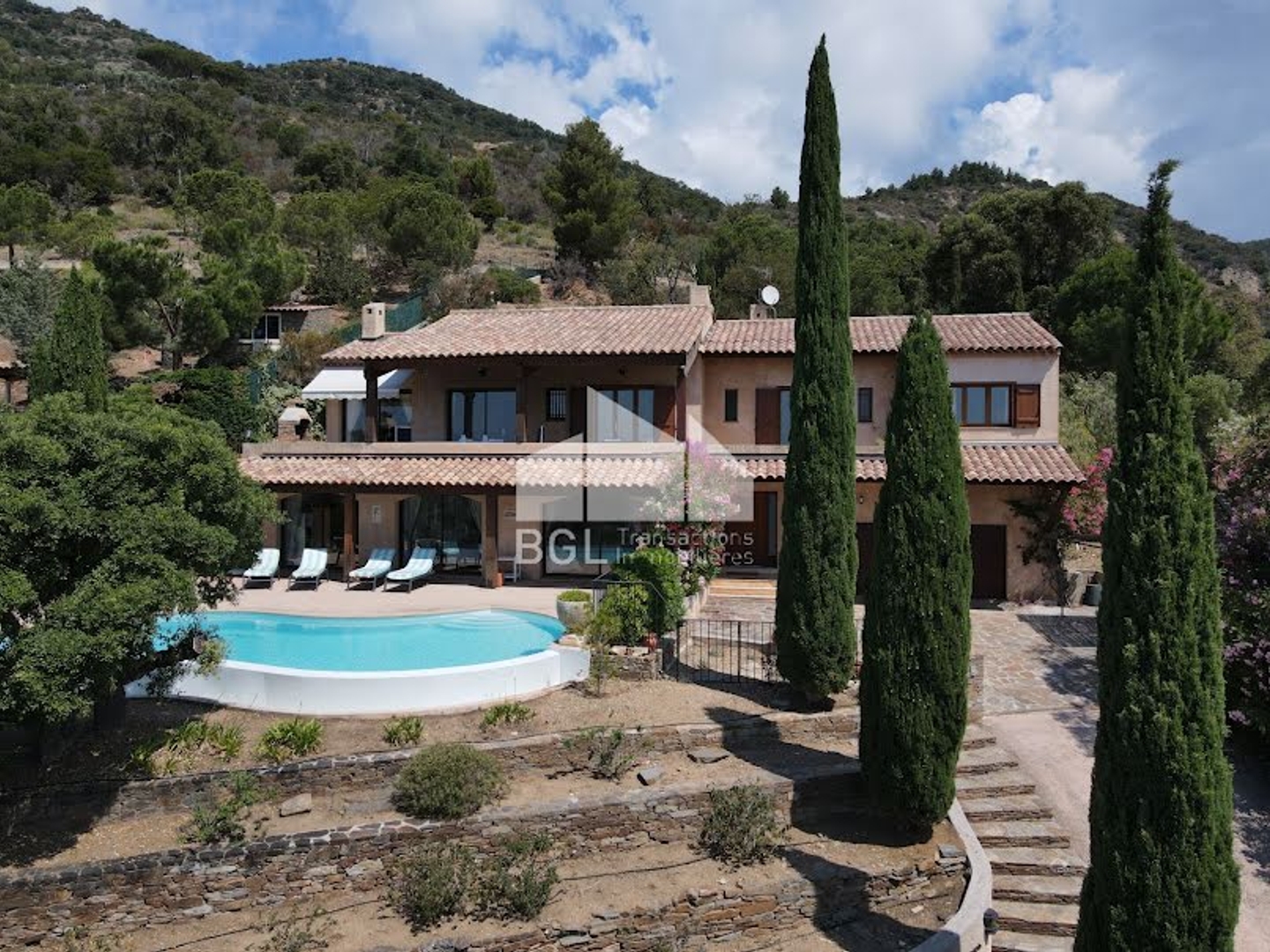Maison à vendre - 7 pièces - 210m2 - Le Lavandou (83980)