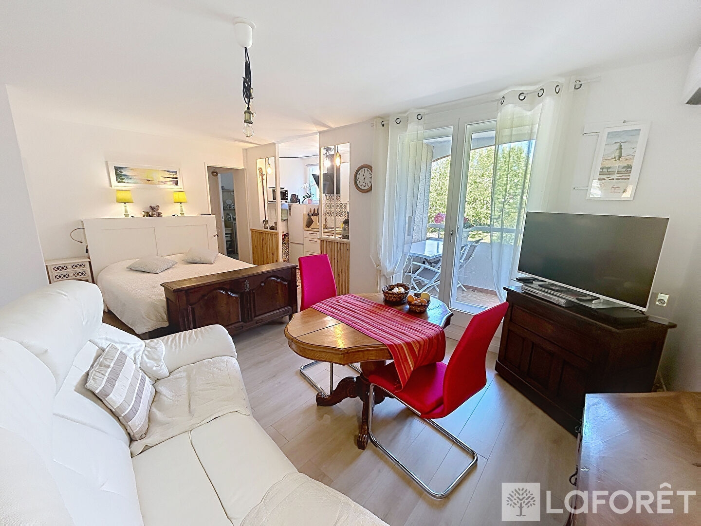 Appartement à vendre - 1 pièce - 33m2 - Hyères (83400)