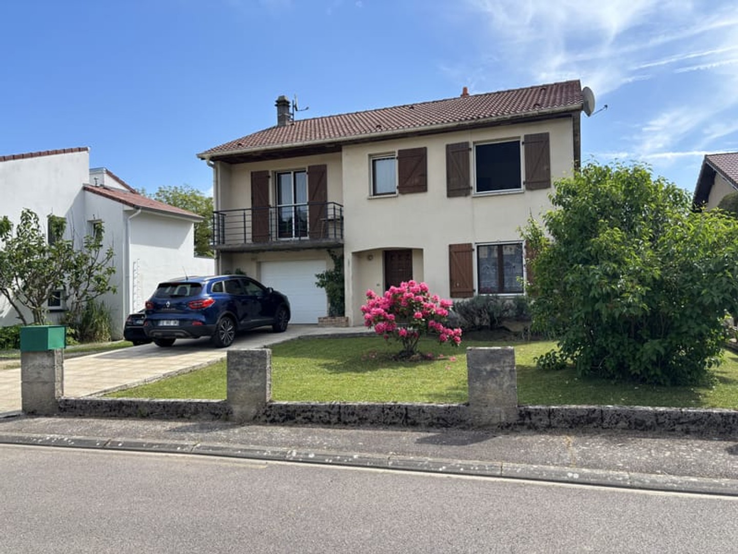 A Ancy-Dornot, maison individuelle de 4 chambres, jardin et garage