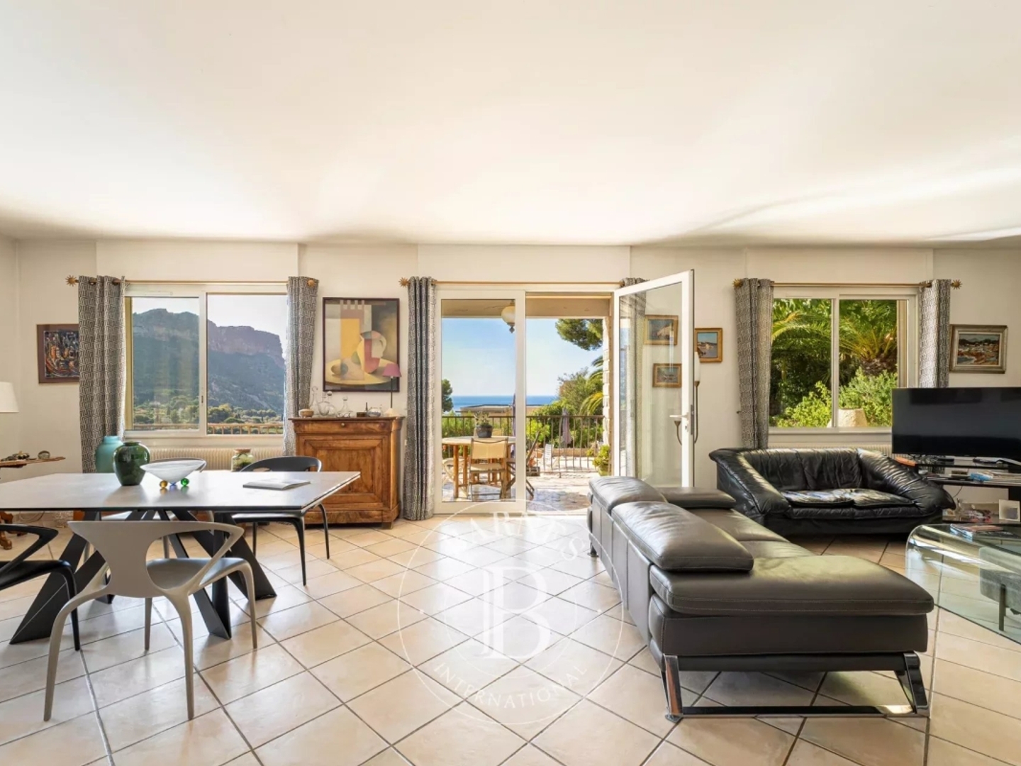 Maison à vendre - 6 pièces - 276m2 - Cassis (13260)