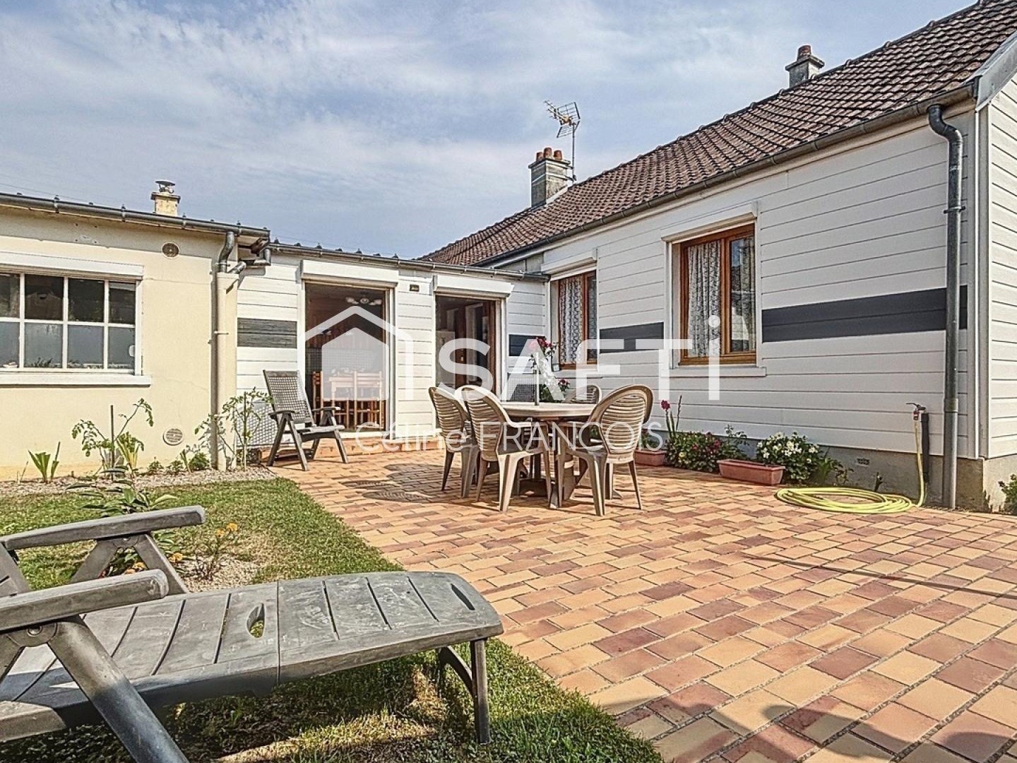 Plain-pied pratique avec jardin clos à Péronne