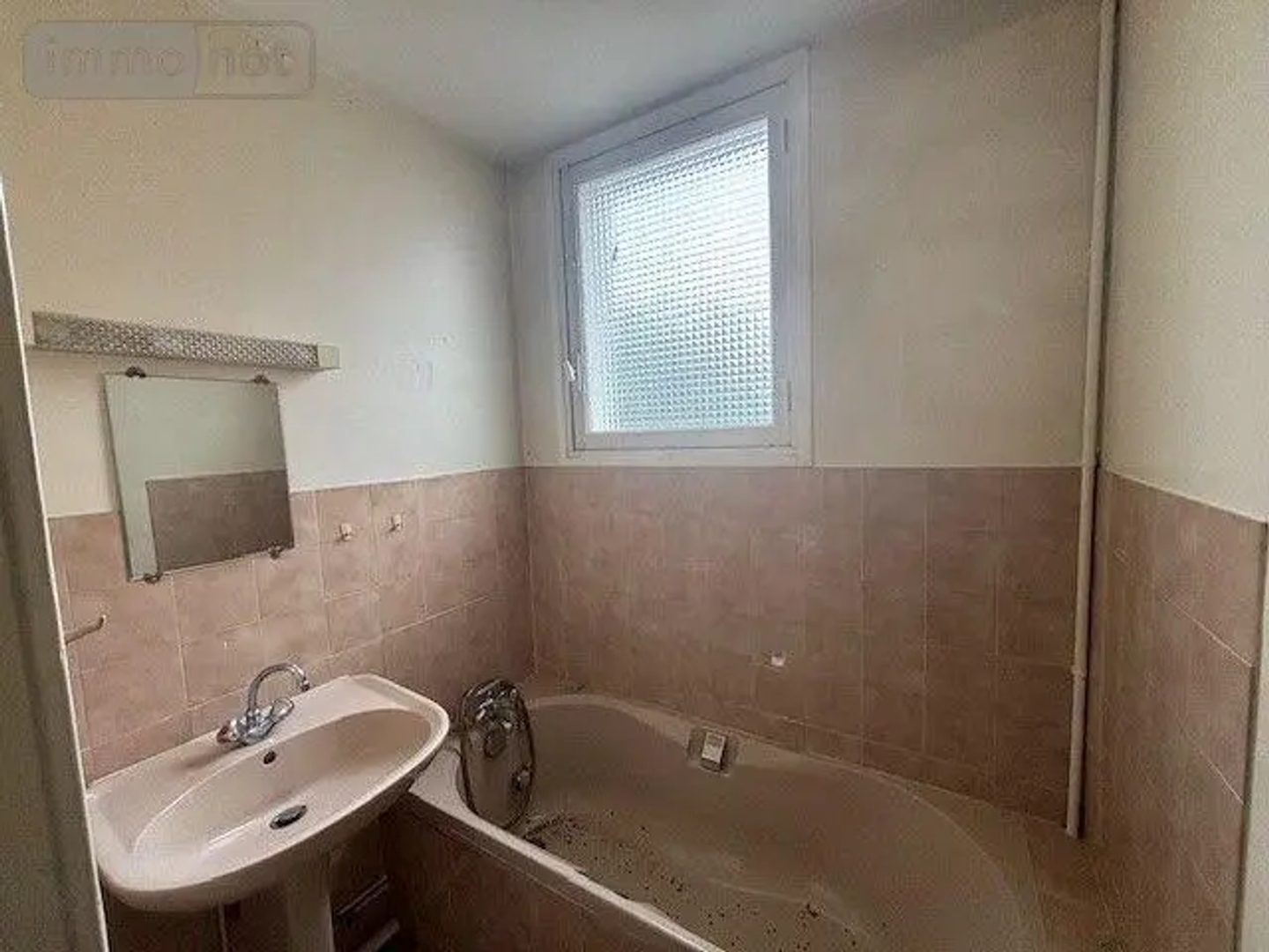 Appartement à vendre - 4 pièces - 78m2 - Saint-Amand-Montrond (18200)
