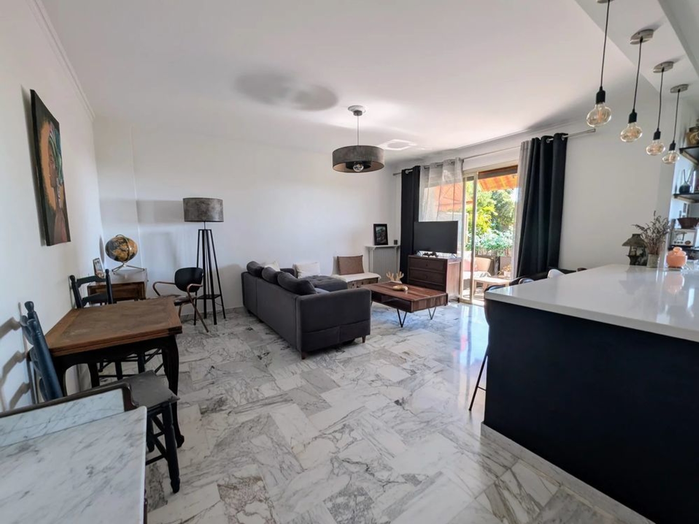 A vendre à Mandelieu magnifique 2 pièces de 50 m² + Terrasse de
