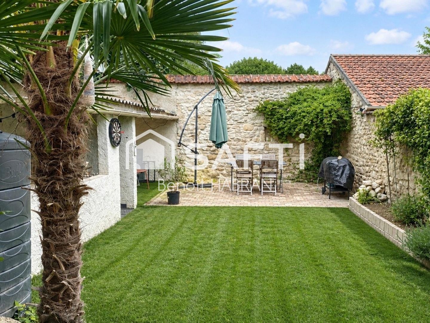 Immeuble à vendre - 7 pièces - 110m2 - Maule (78580)