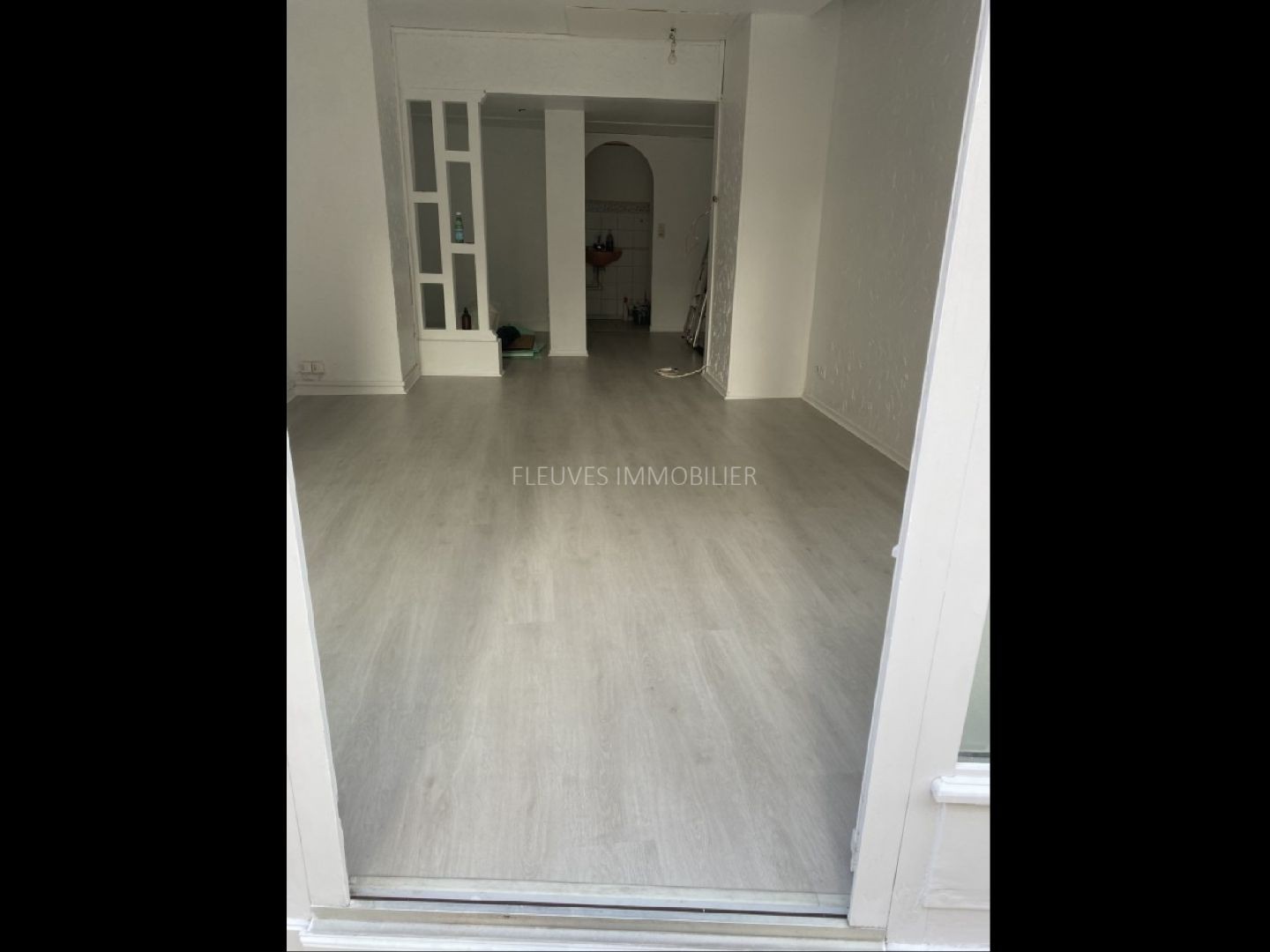 Bureaux à vendre - 2 pièces - 25m2 - Oloron-Sainte-Marie (64400)