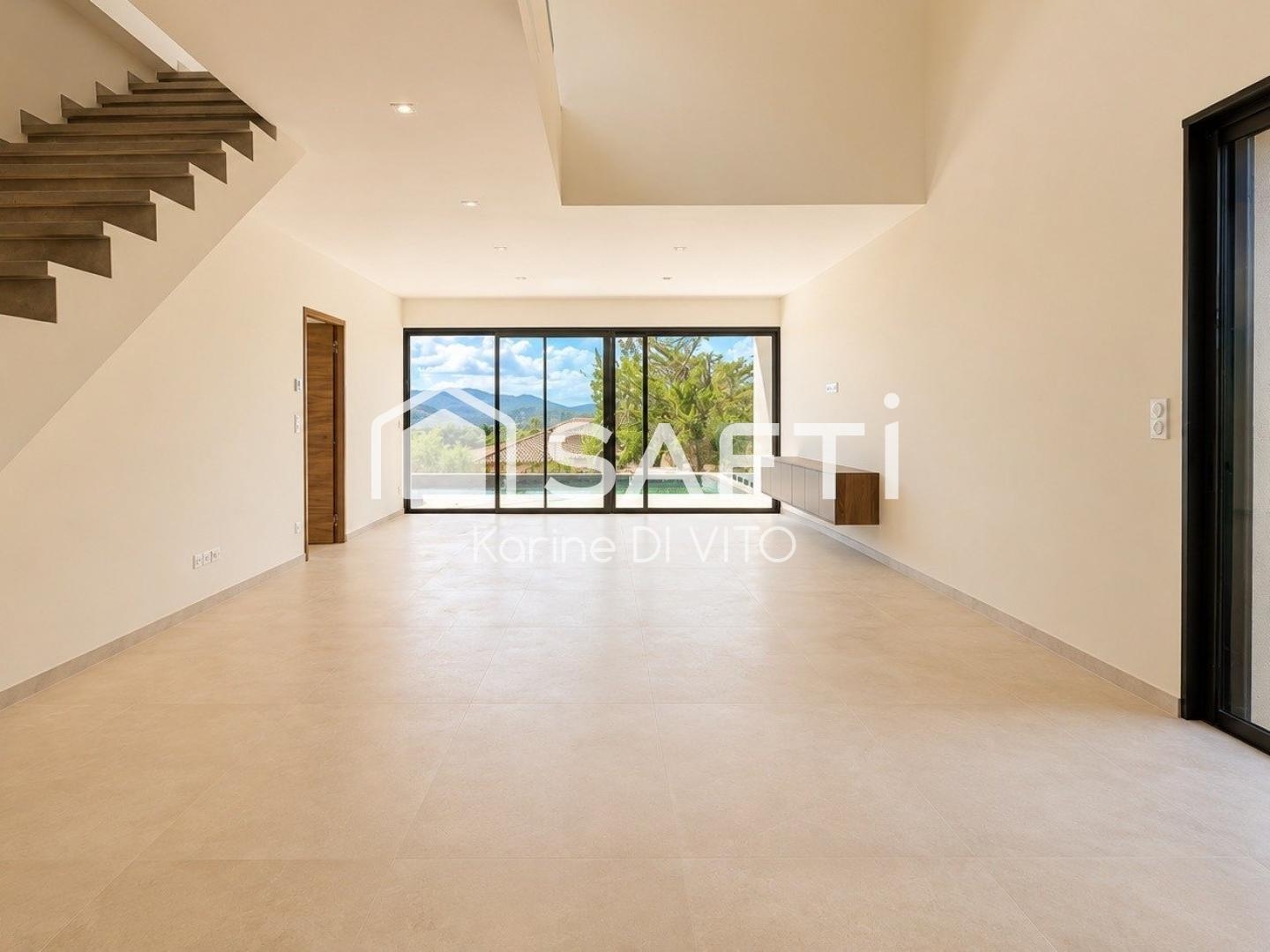 Maison à vendre - 4 pièces - 154m2 - La Motte (83920)