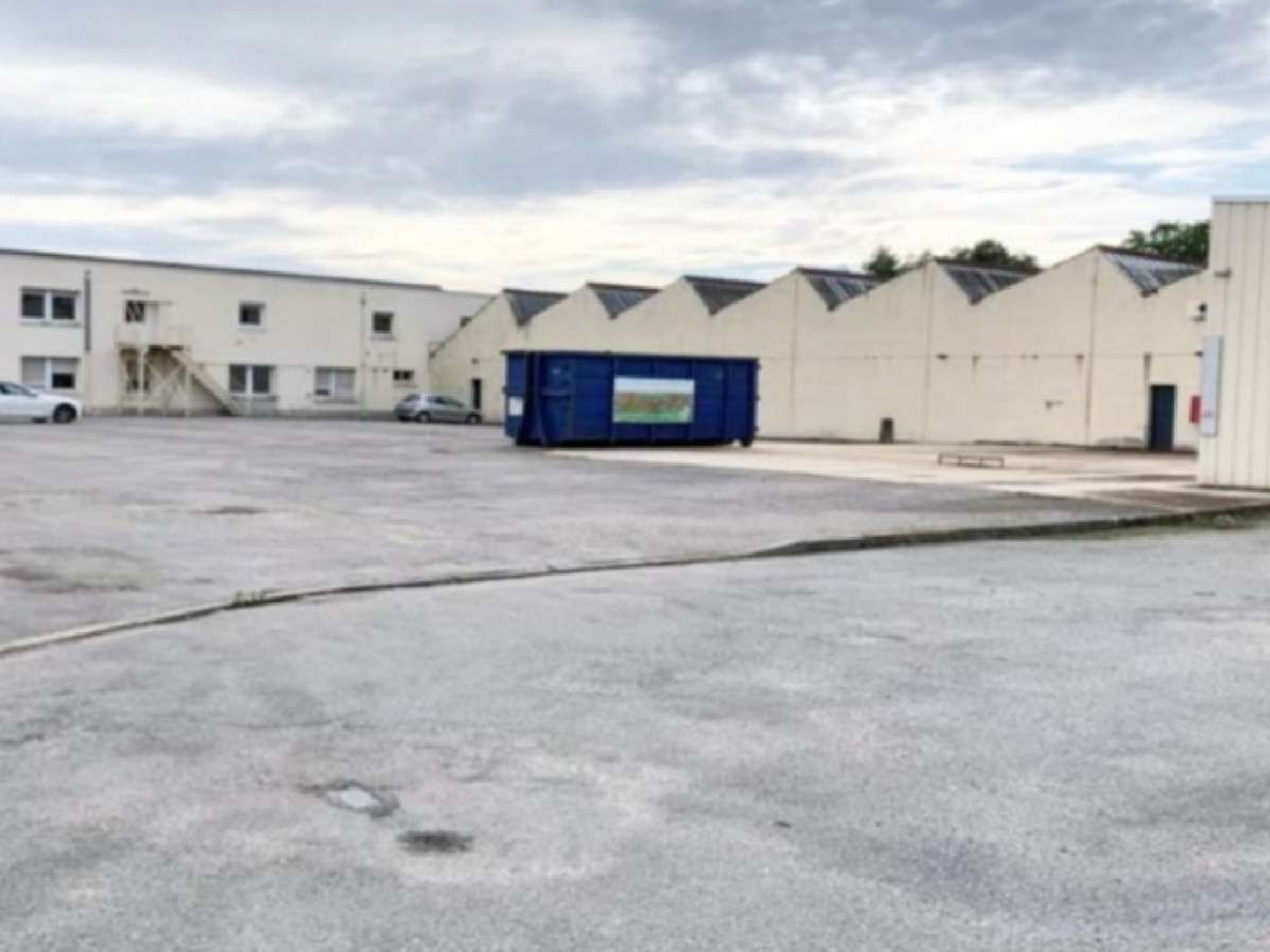 À vendre local d'activités 4400m² à Romorantin
