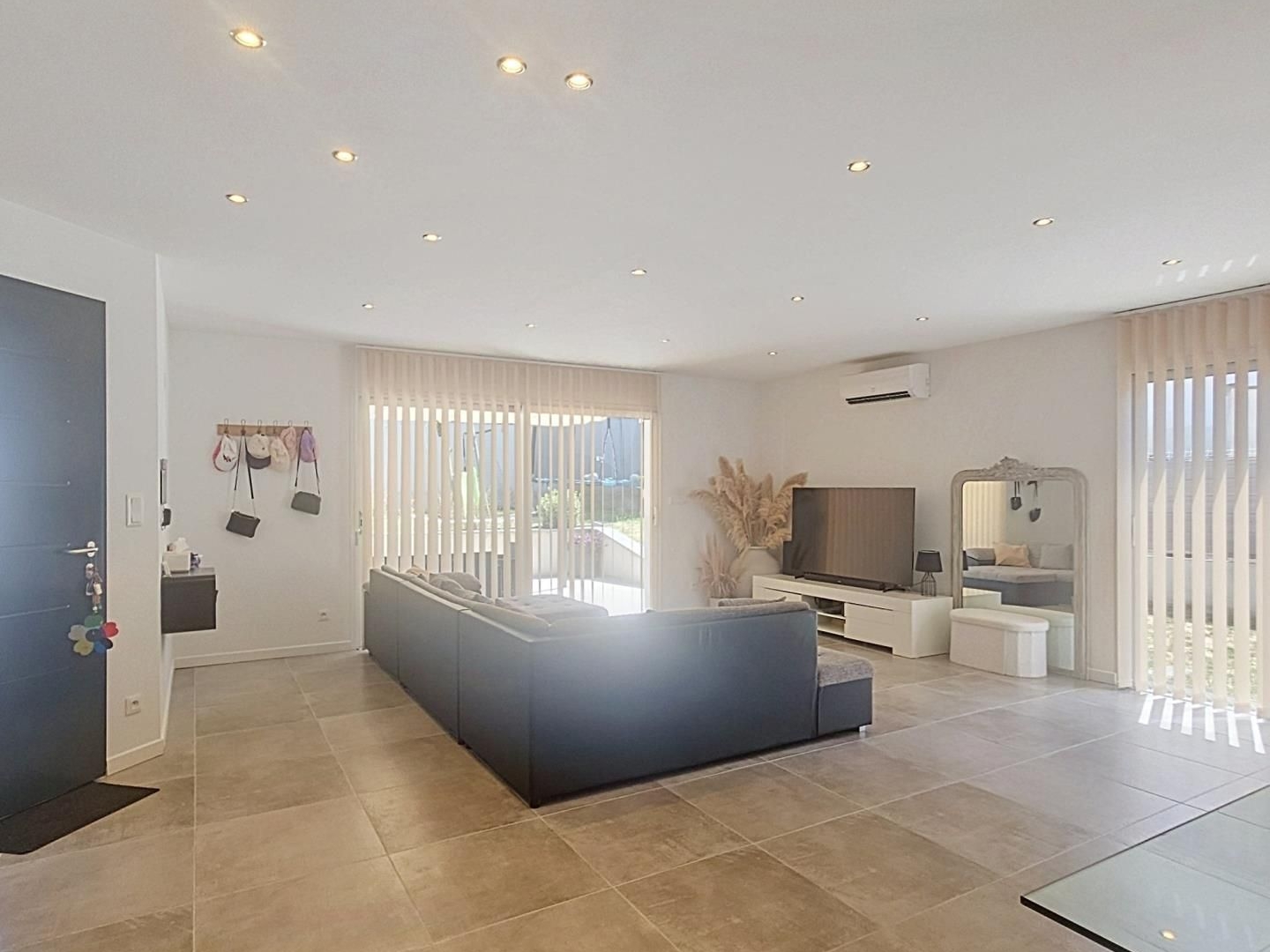 Maison à vendre - 4 pièces - 111m2 - Châteauneuf-Du-Rhône (26780)