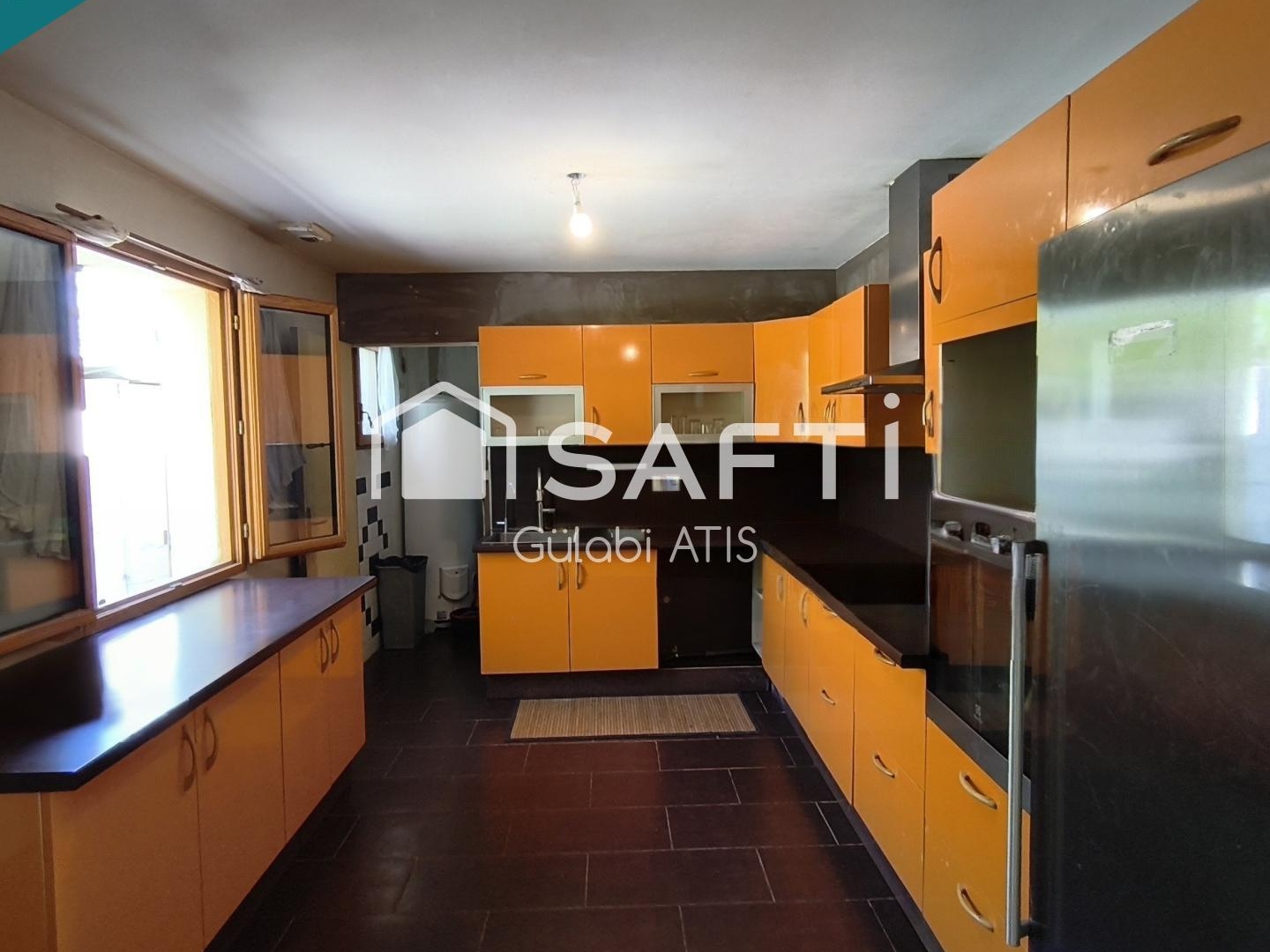 Maison à vendre - 5 pièces - 89m2 - Montereau-Fault-Y... (77130)