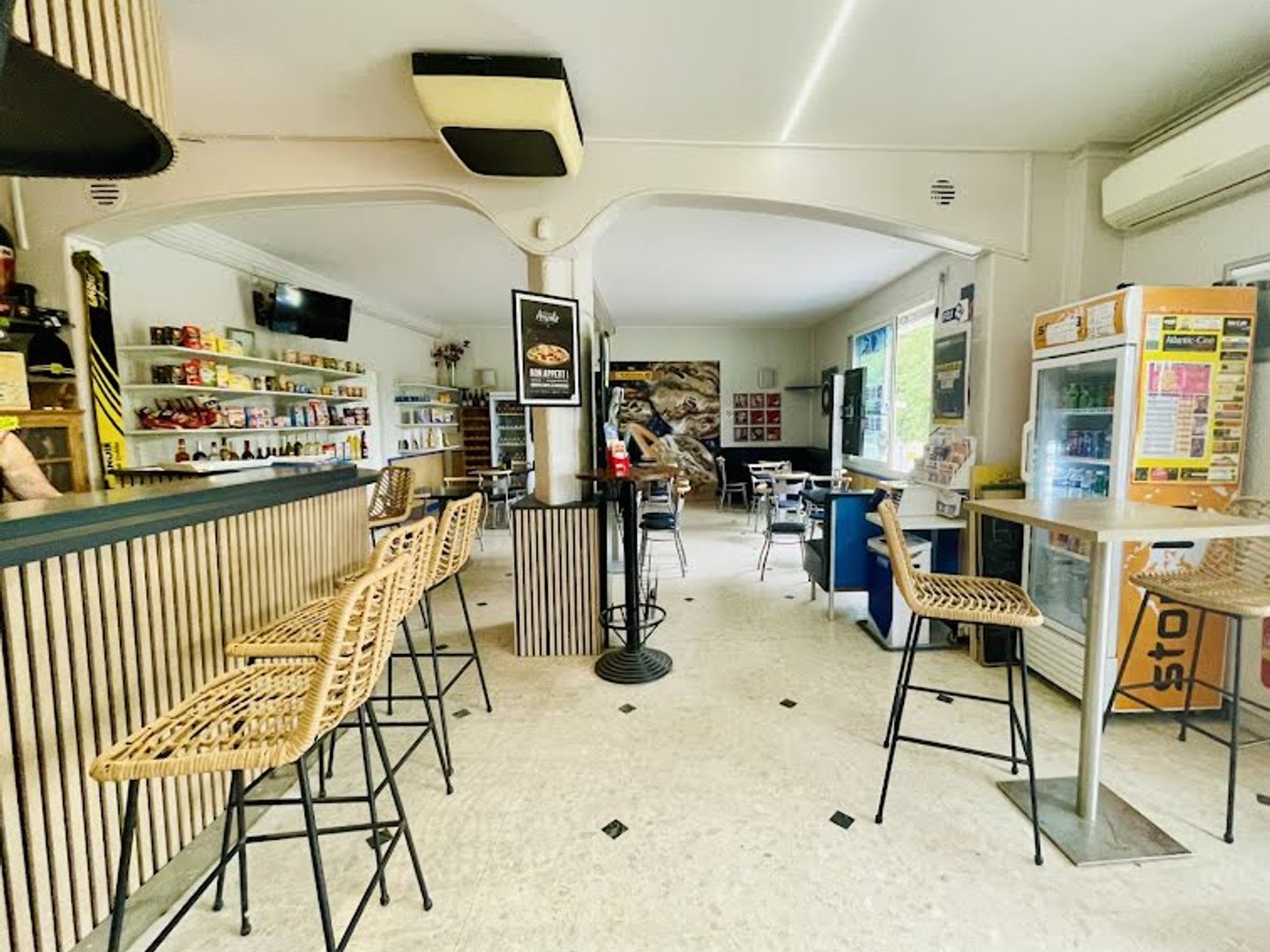 Fonds de commerce 100 m²