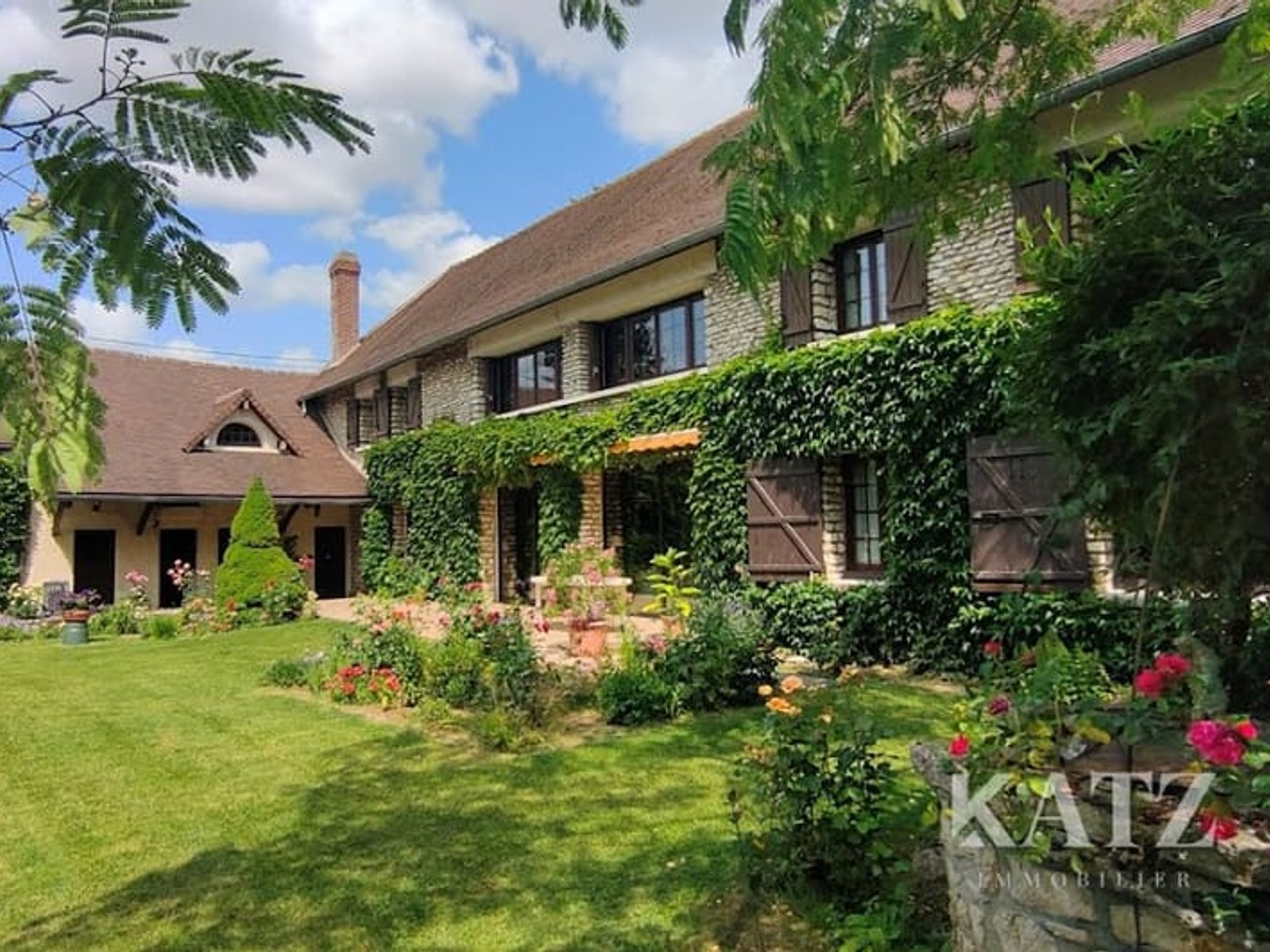 Maison 12 pièces 400 m²
