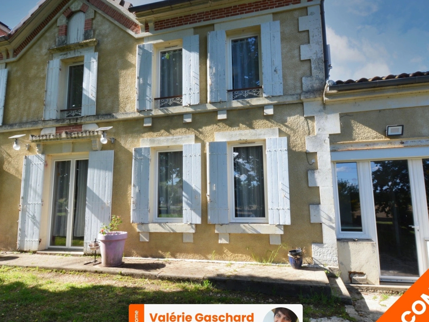 Le pizou - Maison en pierre 257 m² + piscine, nombreuses dépendances et terrain