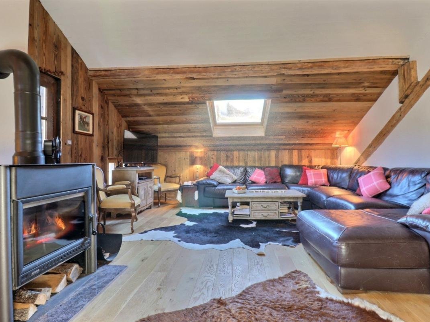 Maison à vendre - 4 pièces - 321m2 - Saint-Jean-D'aulps (74430)