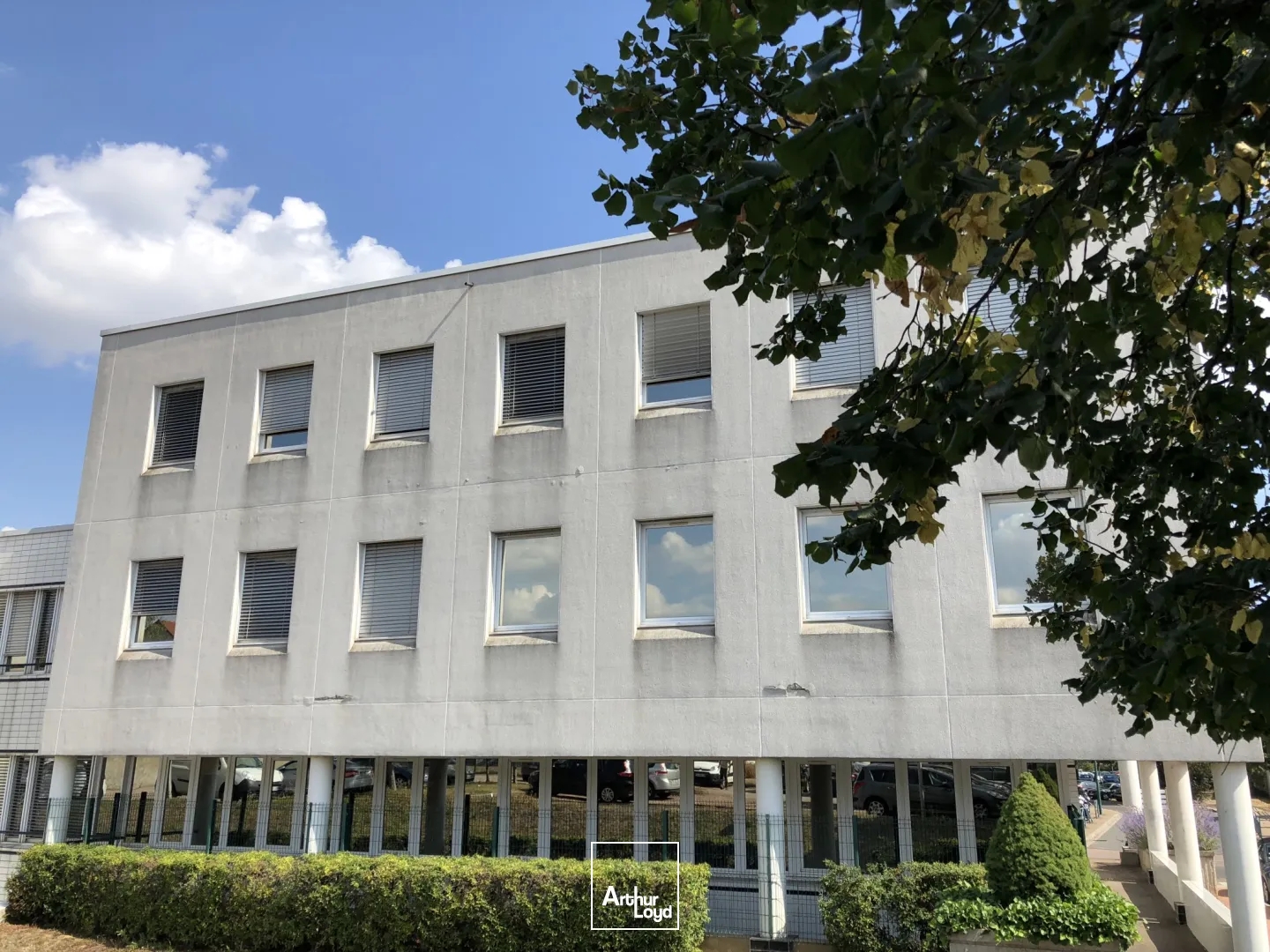 Bureaux à vendre - 374m2 - Roanne (42300)