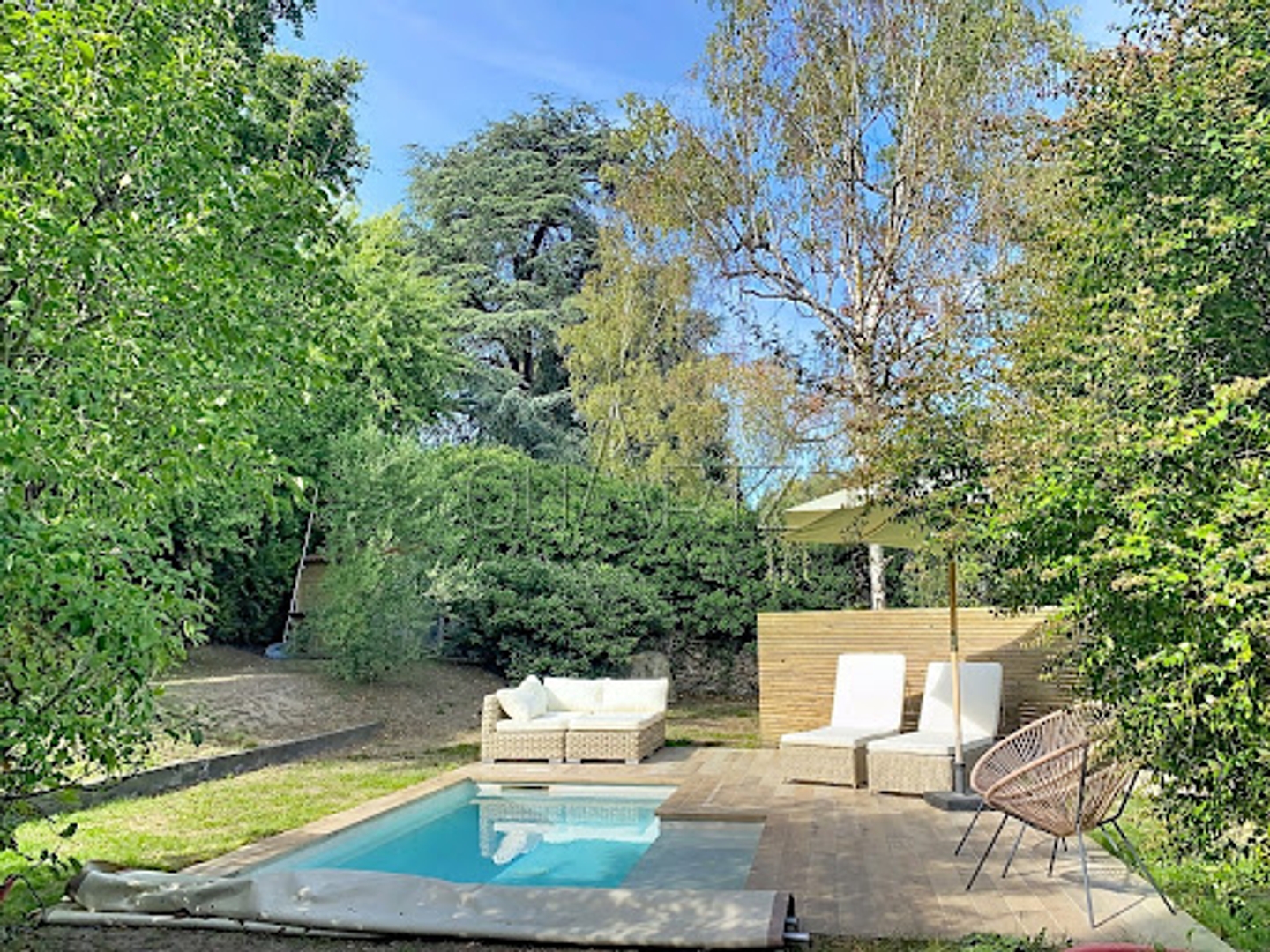 Maison 9 pièces 219 m²