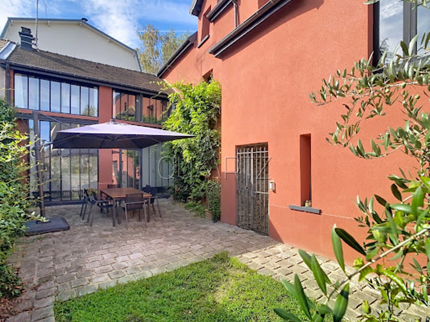 Maison à vendre - 9 pièces - 219m2 - La Celle-Saint-Cloud (78170)