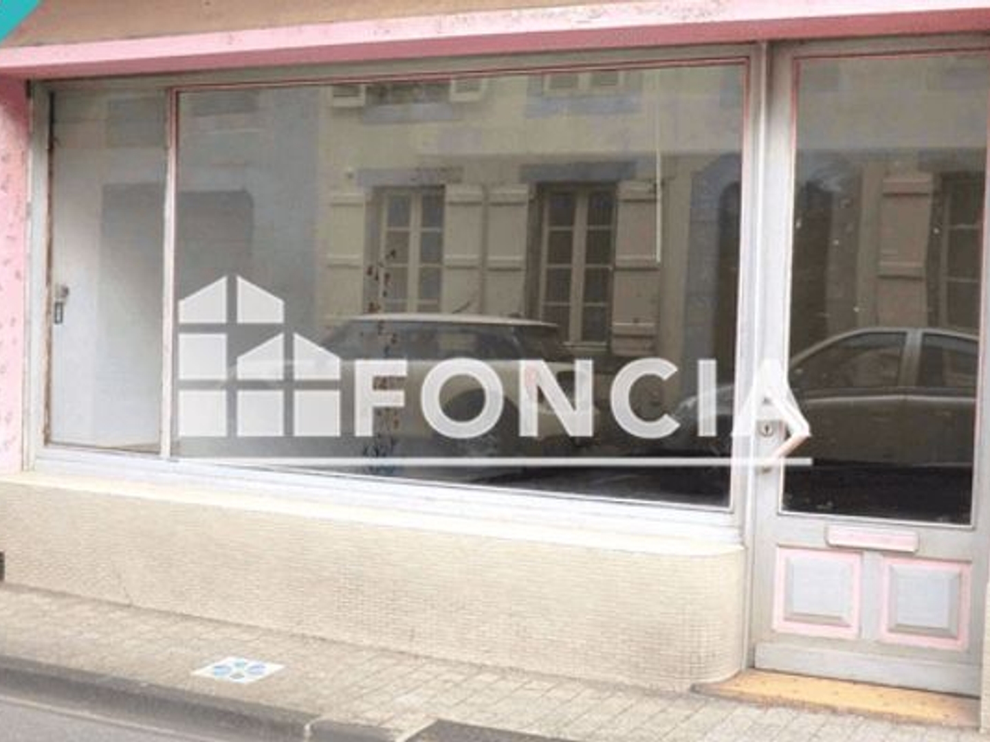 Magasin à vendre - 1 pièce - 42m2 - Lourdes (65100)