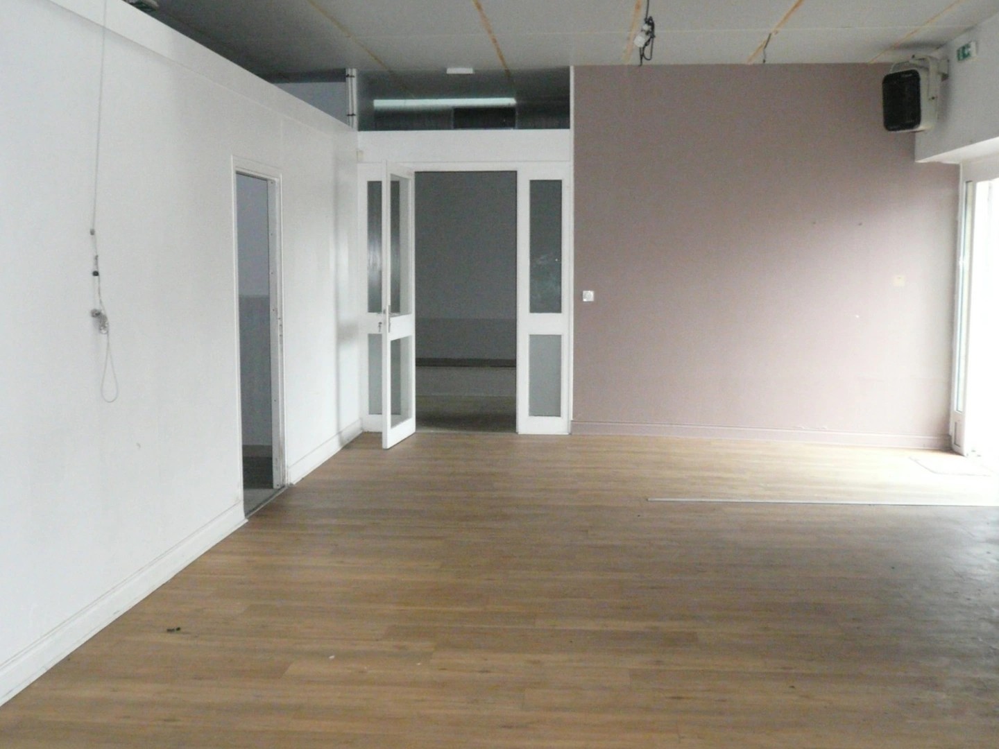 Commerce 4 pièces 177 m²