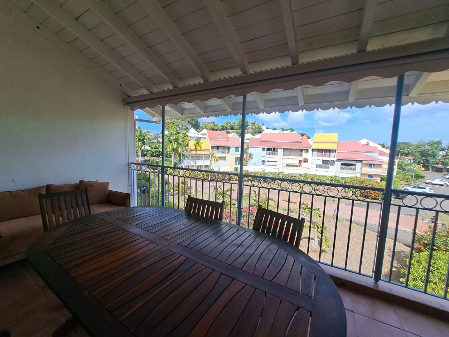 Appartement à vendre - 3 pièces - 59m2 - Le Gosier (97190)