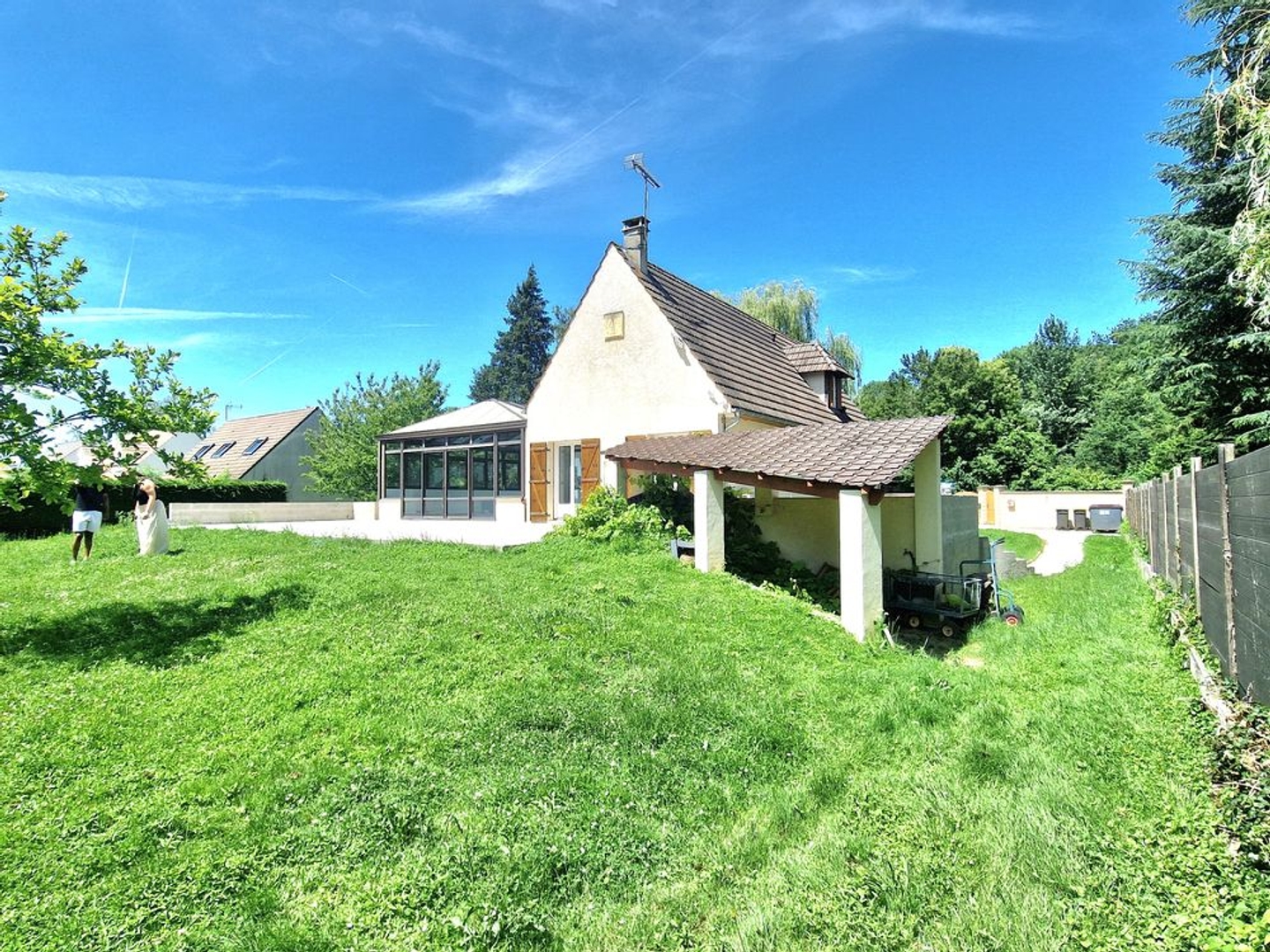 Maison à vendre - 8 pièces - 221m2 - Avrainville (91630)