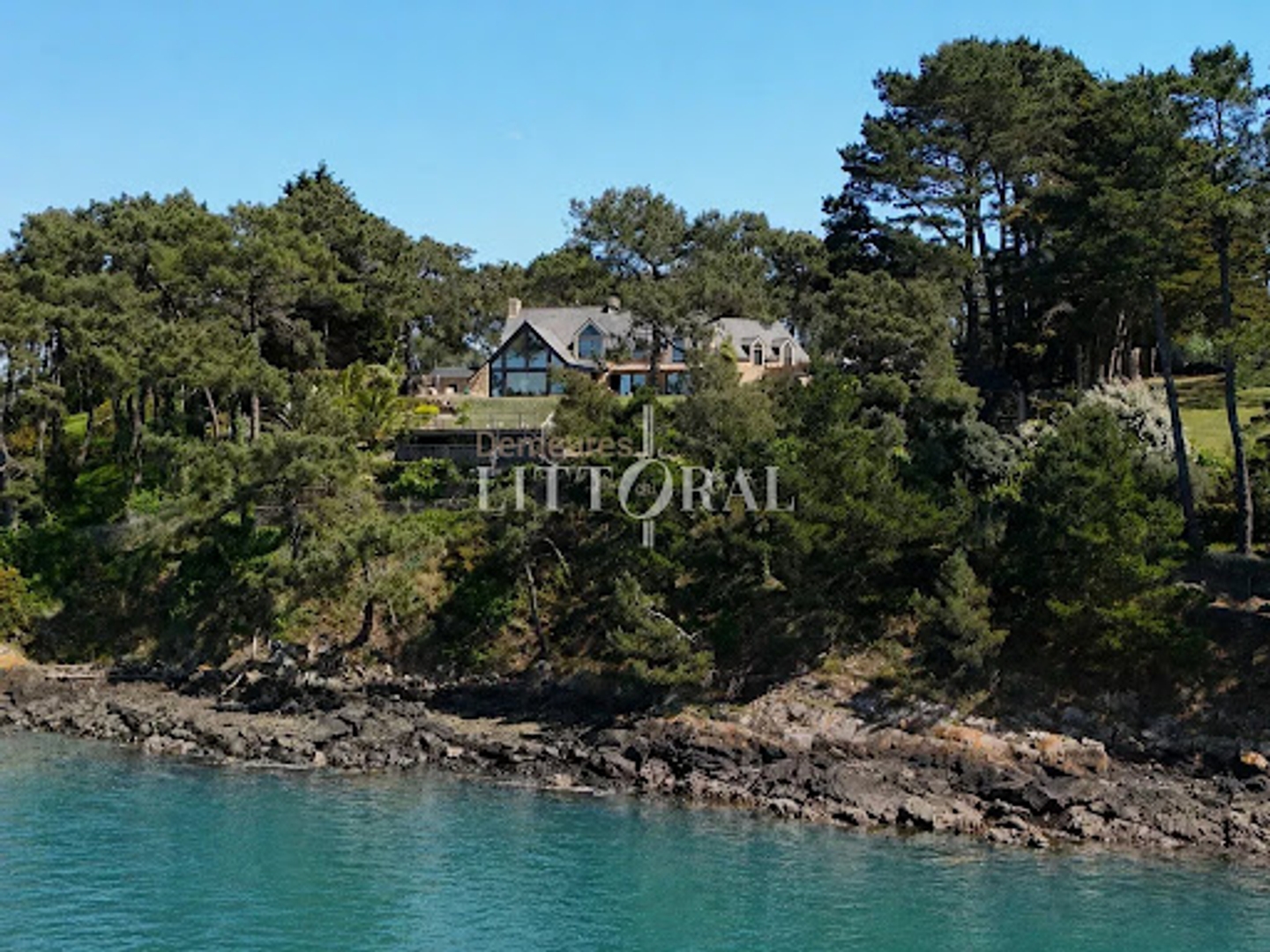 Villa 19 pièces 550 m²