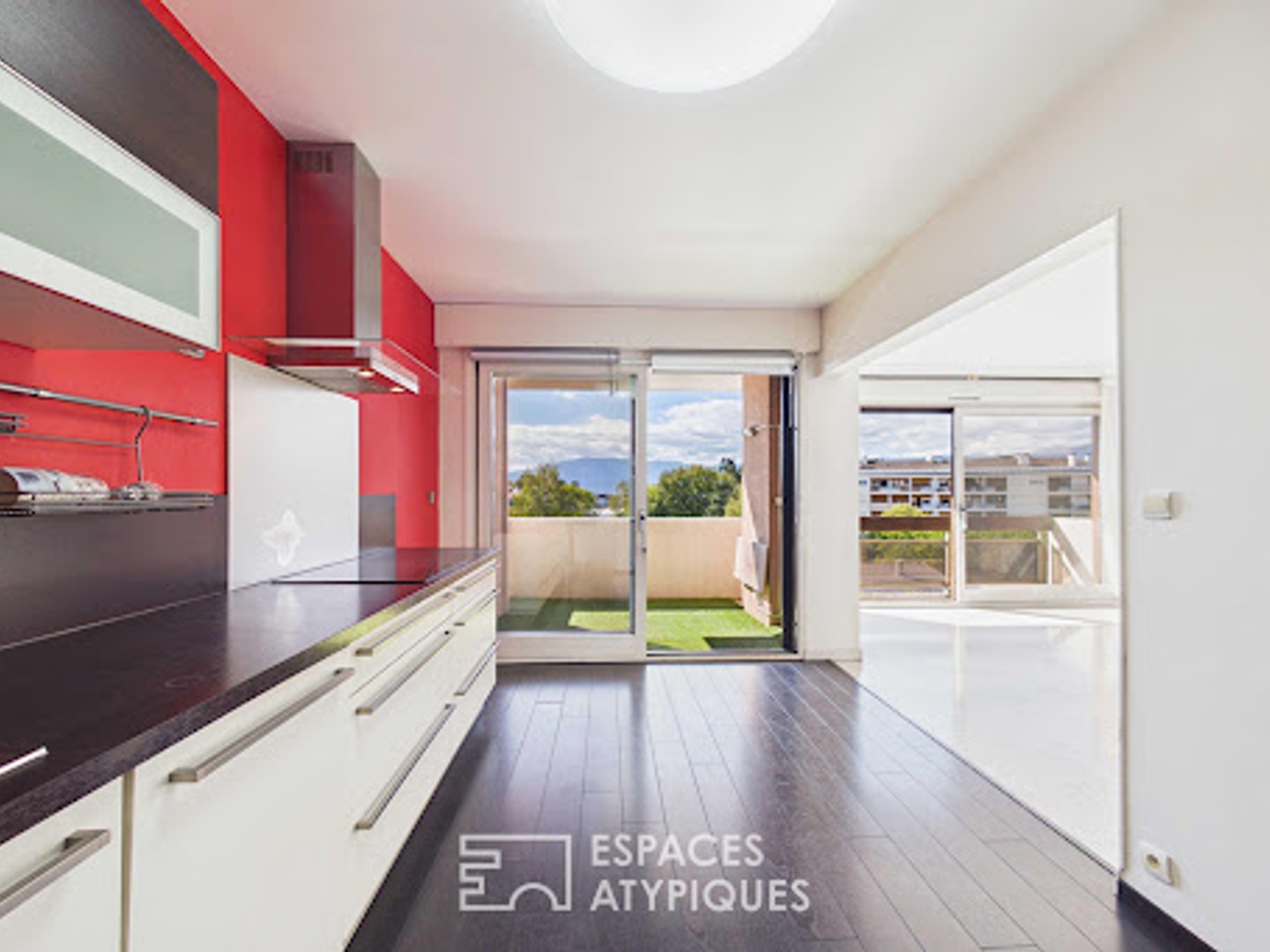 Appartement à vendre - 4 pièces - 107m2 - Saint-Julien-En-G... (74160)