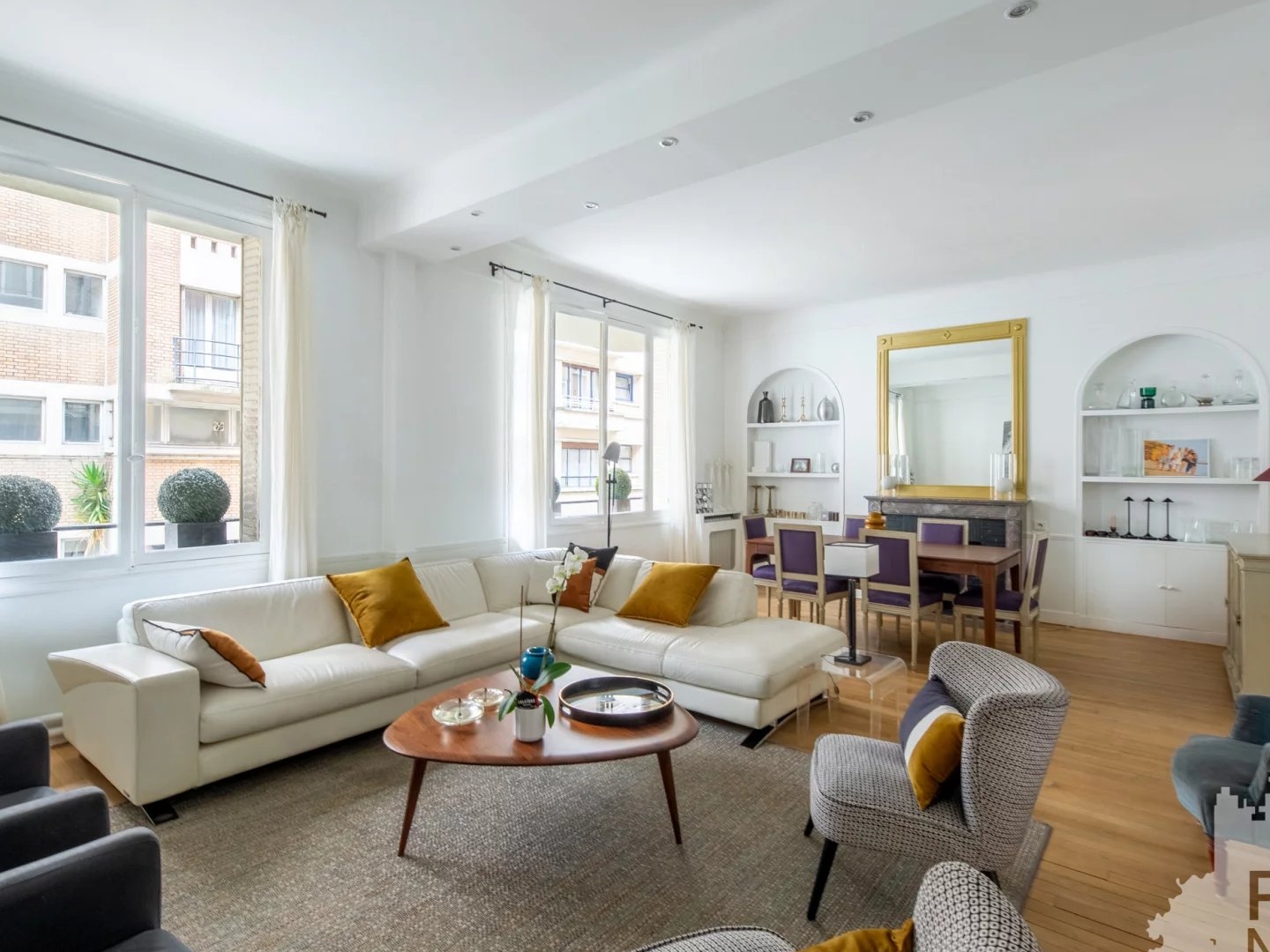 Appartement à vendre - 6 pièces - 148m2 - Paris 17e (75017)