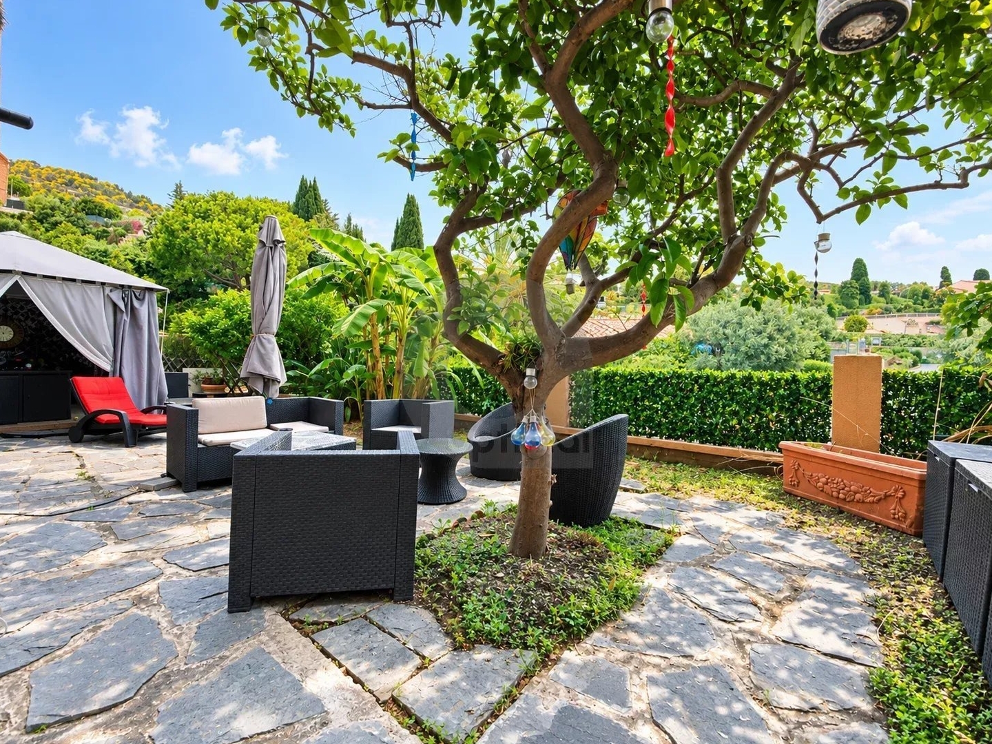Vente Appartement 4 Pièces Roquebrune-Cap-Martin Terrasse-Jardin 75 M²