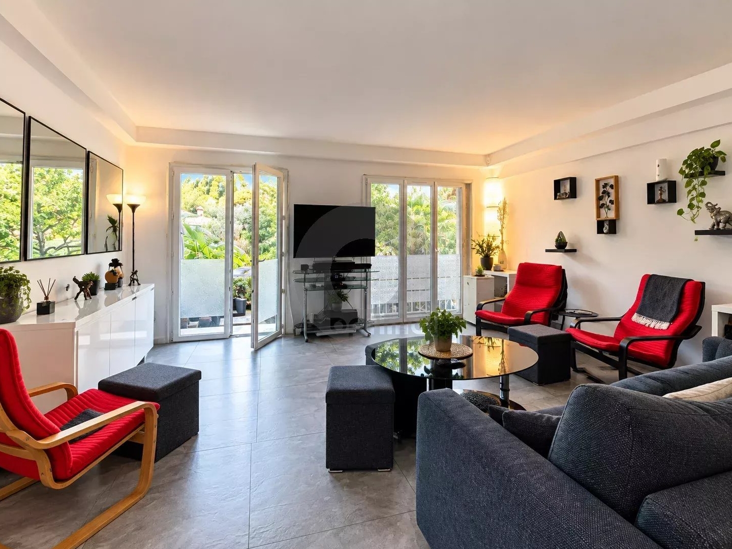 Appartement à vendre - 4 pièces - 101m2 - Roquebrune-Cap-Ma... (06190)