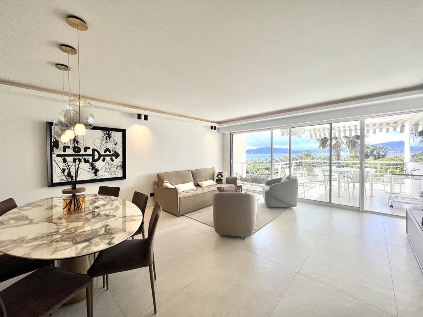 Appartement à vendre - 4 pièces - 108m2 - Cannes (06400)