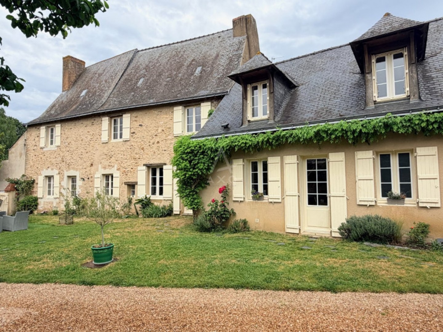 Maison de village 8 pièces 249 m²