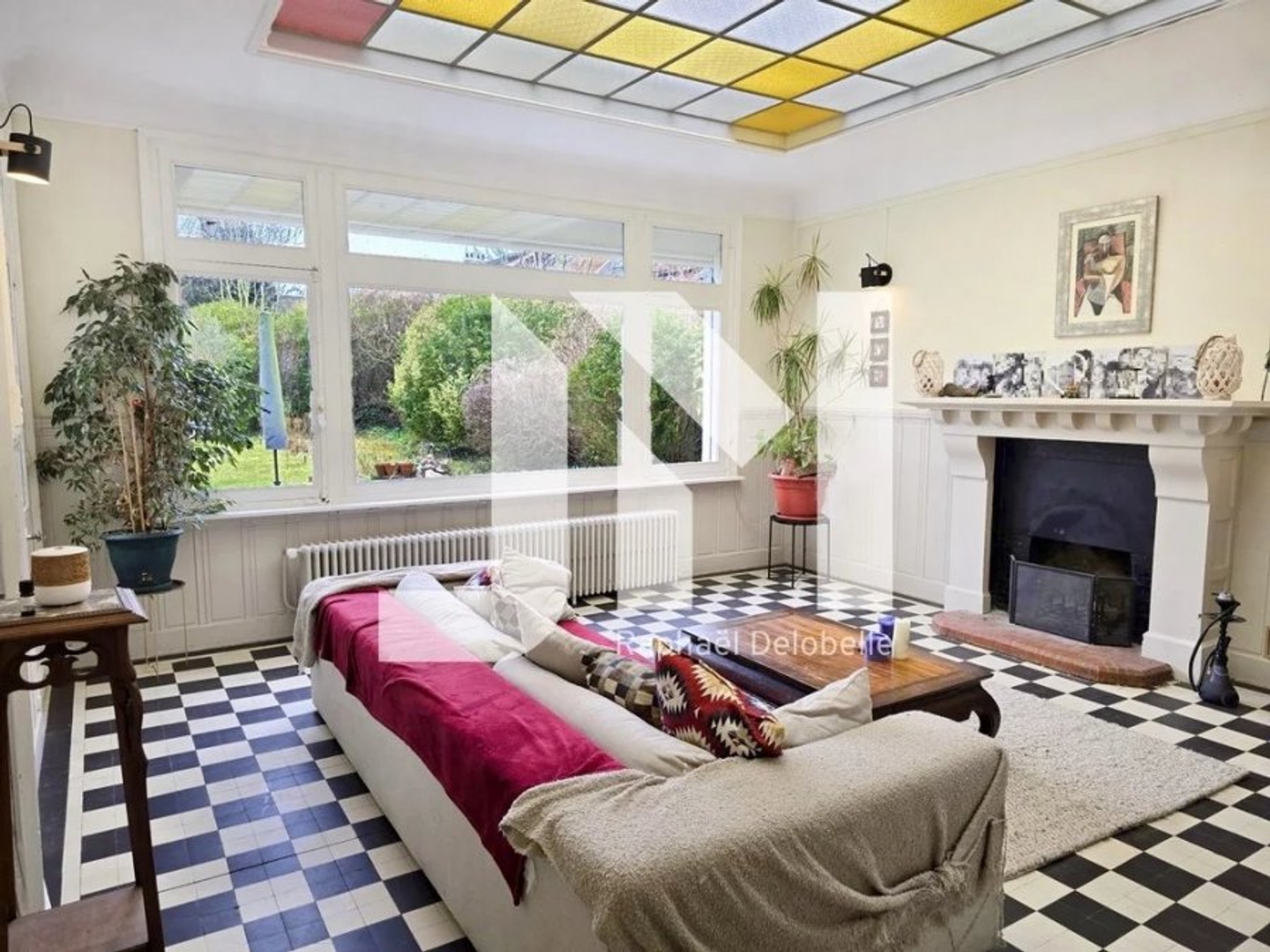 Maison 10 pièces 274 m²