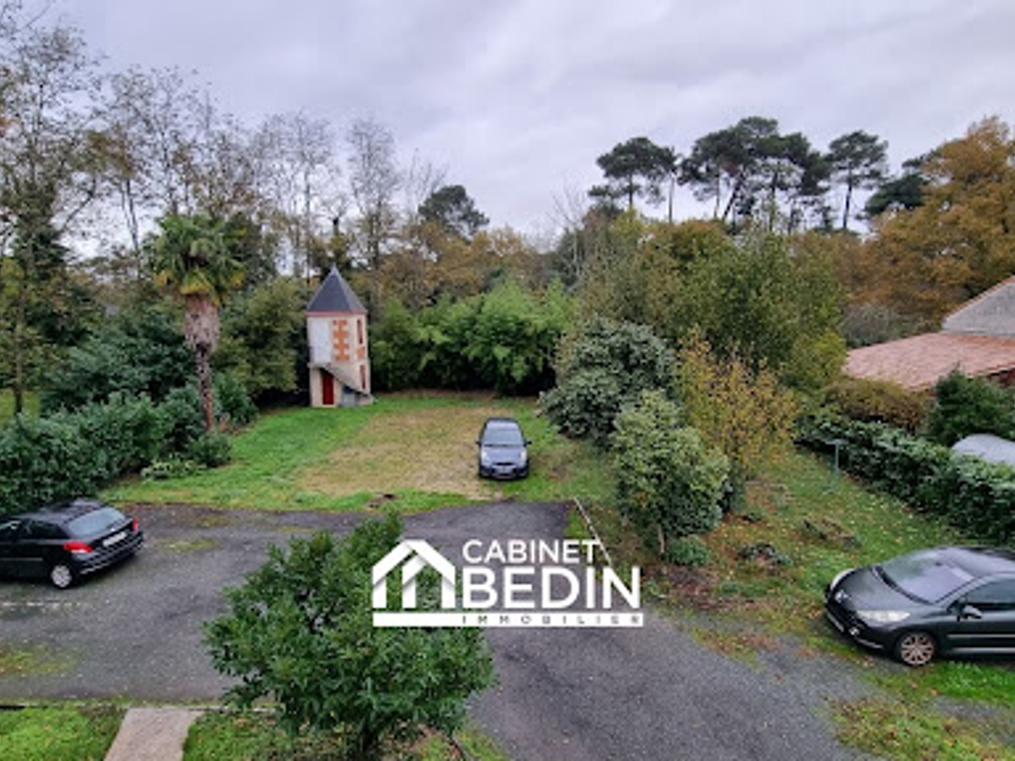 Immeuble à vendre - 8 pièces - 178m2 - Pessac (33600)