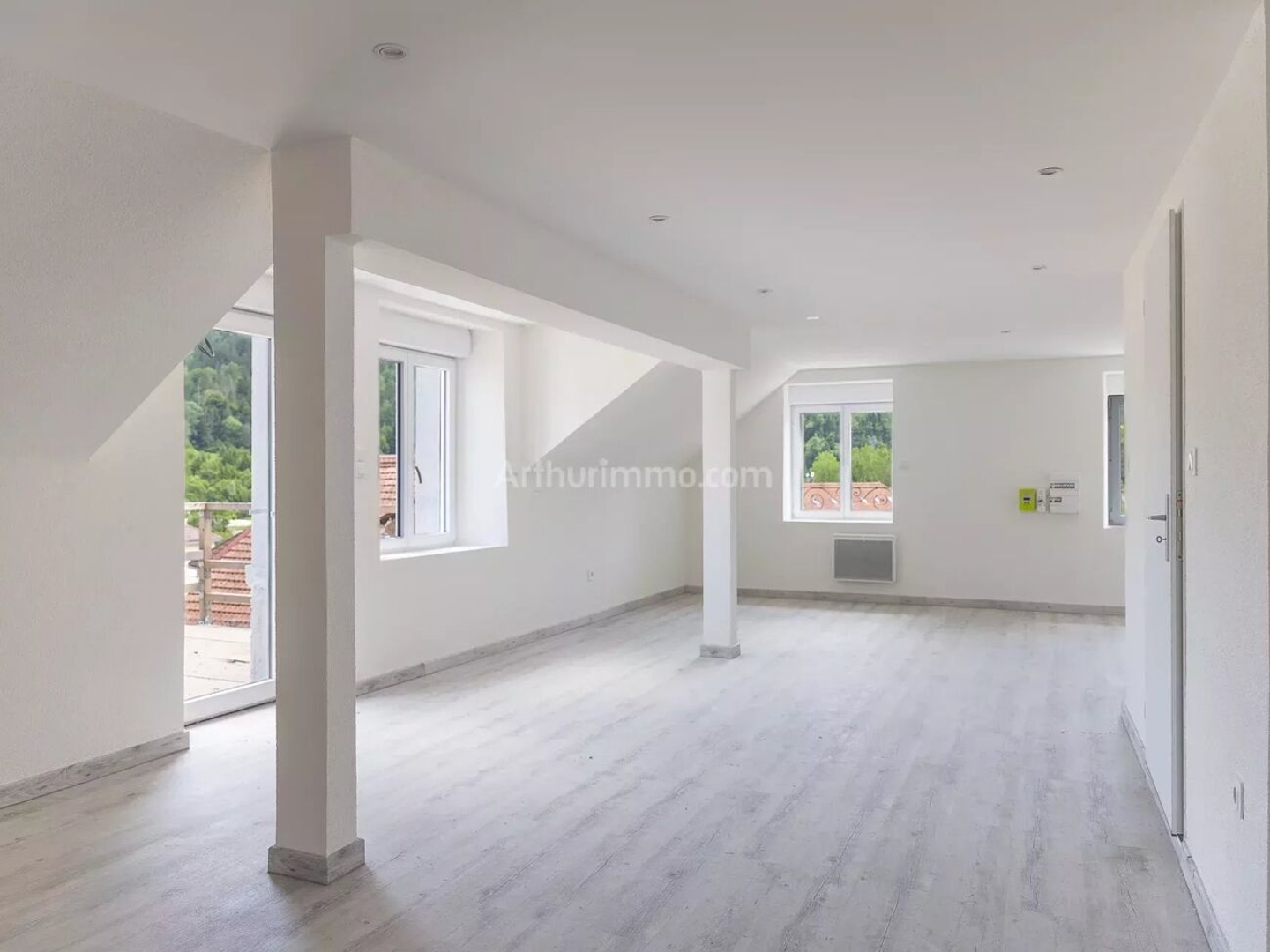 Studio 1 pièce 45 m²