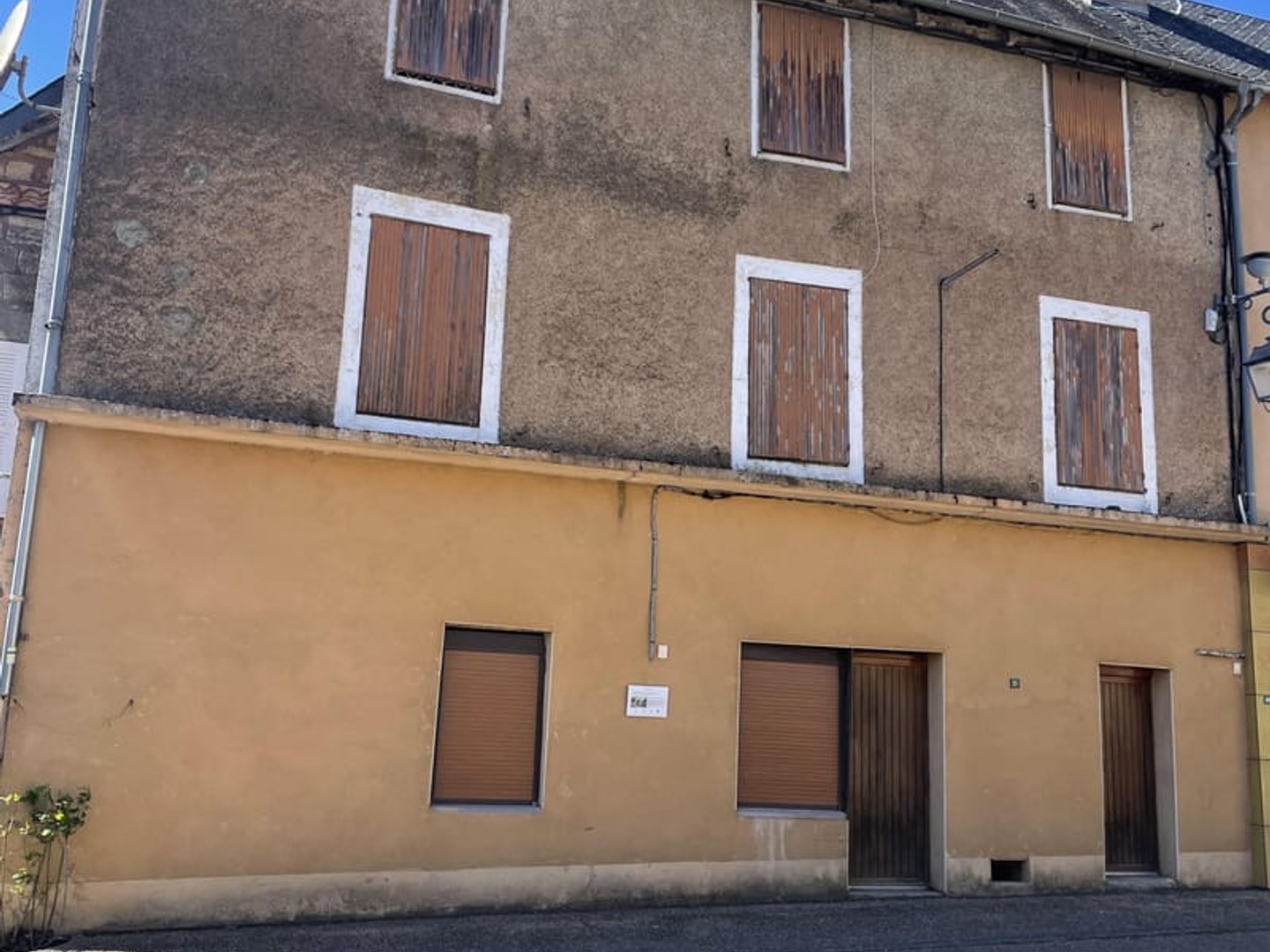 Immeuble à rénover sur la commune d'Ayen !