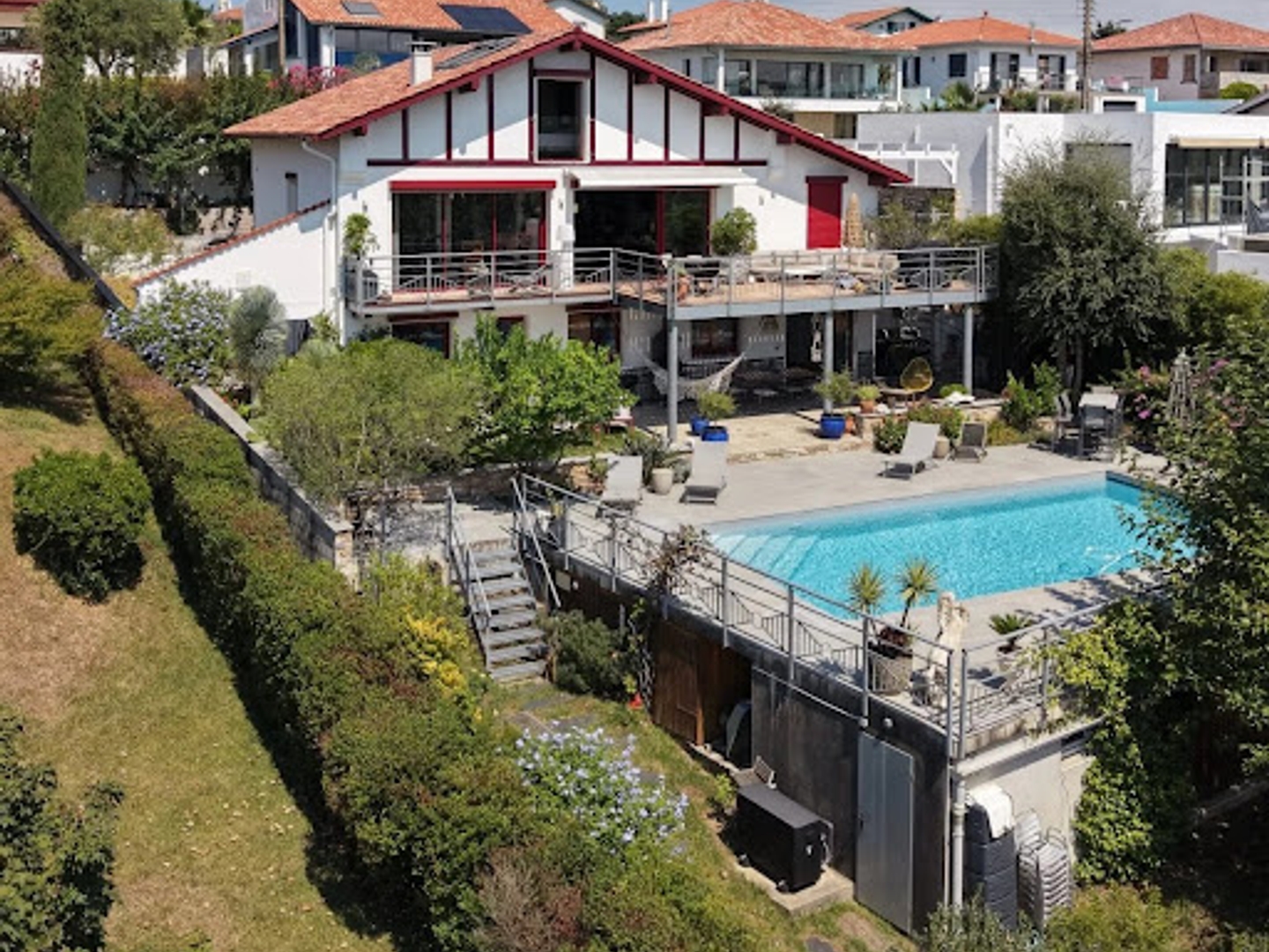 Maison 8 pièces 226 m²