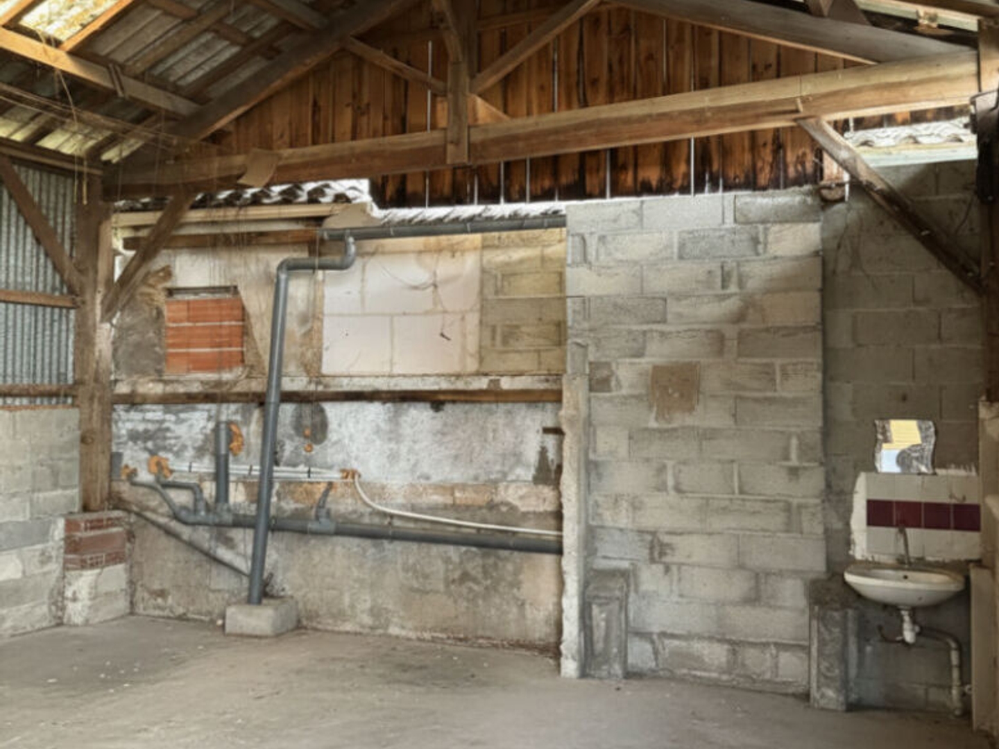 Maison à vendre - 1 pièce - 98m2 - Montpon-Ménestérol (24700)